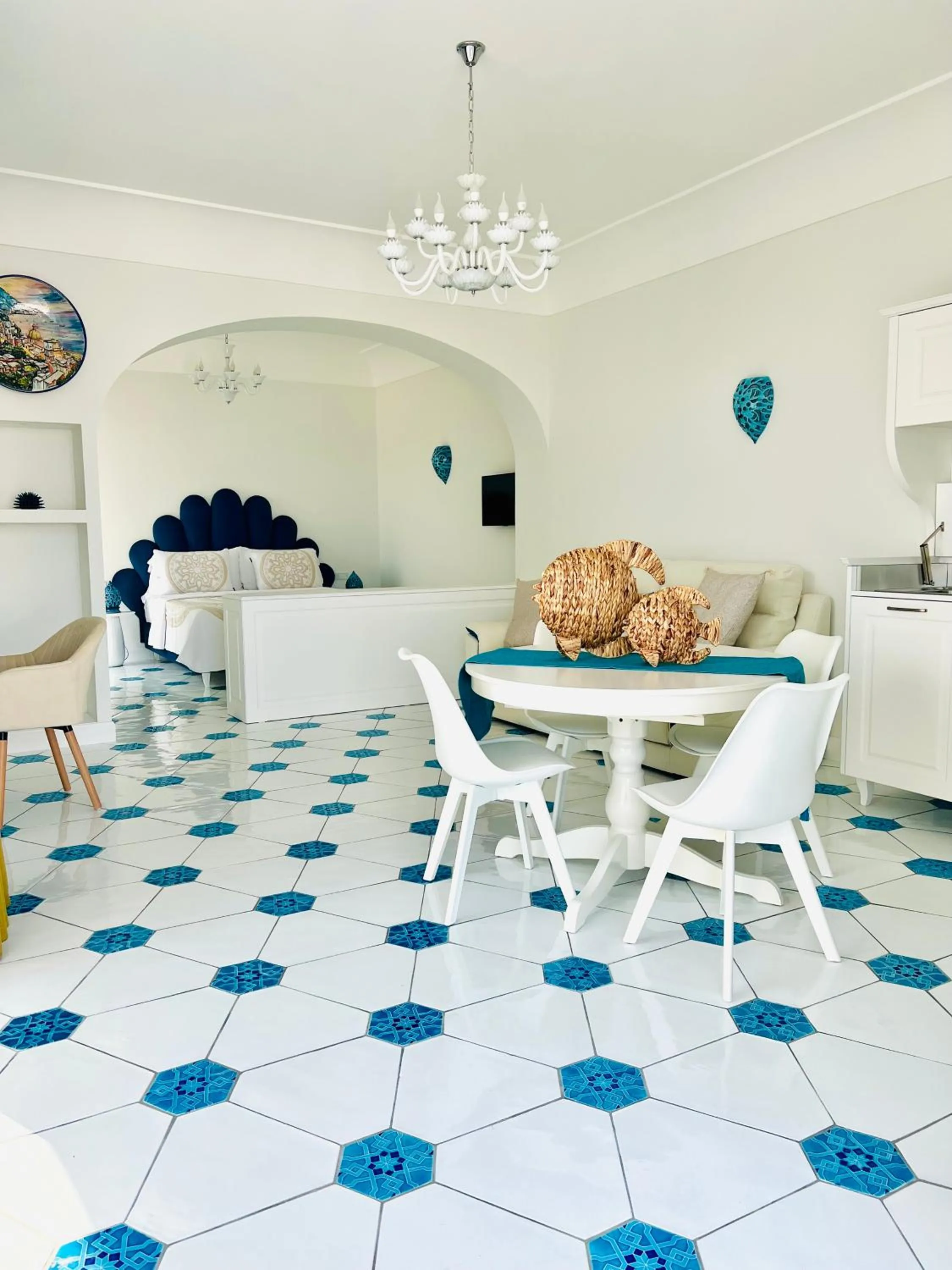 Superior Suite with Sea View in Villa Dei Principi