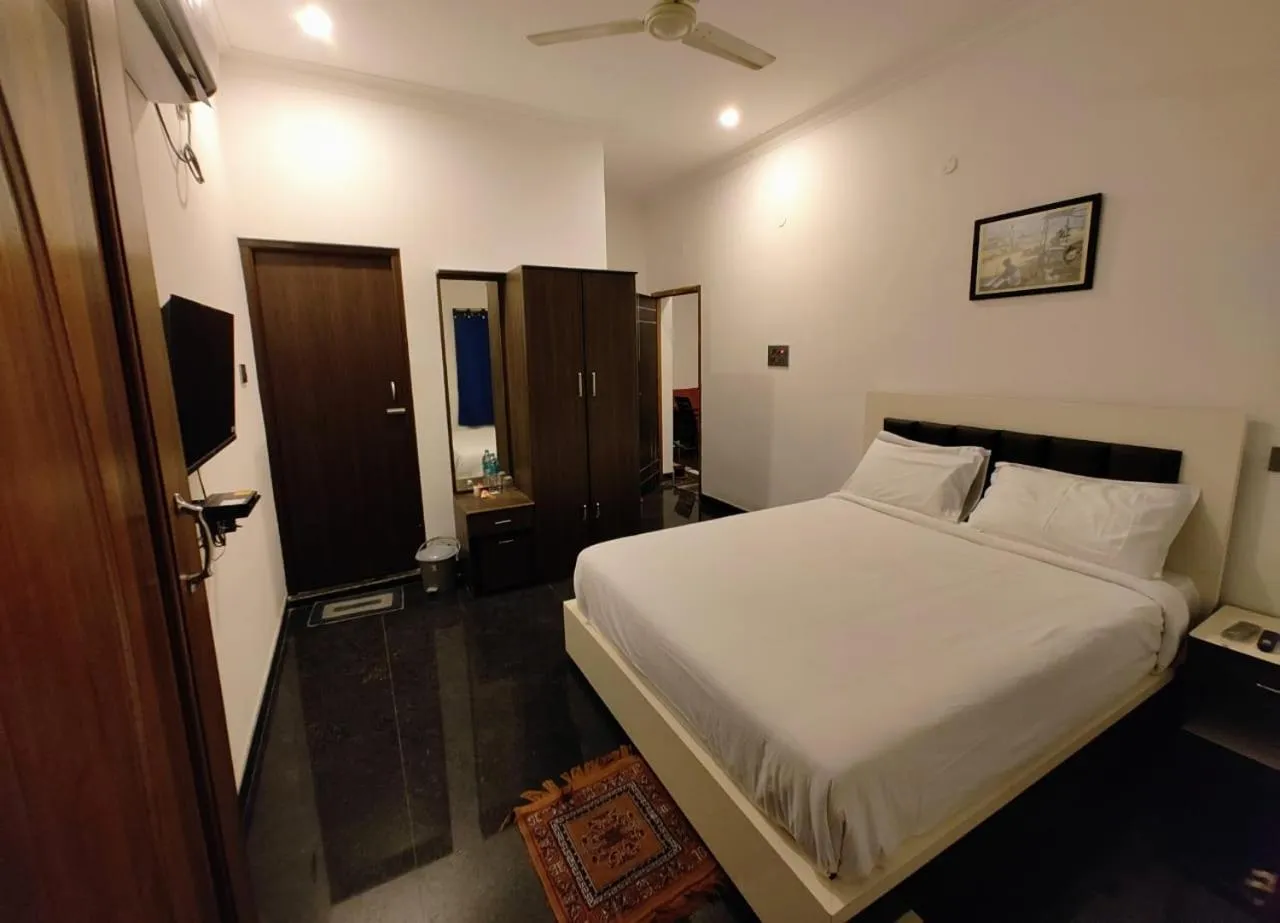 Bedroom, Bed in DKV Beach View