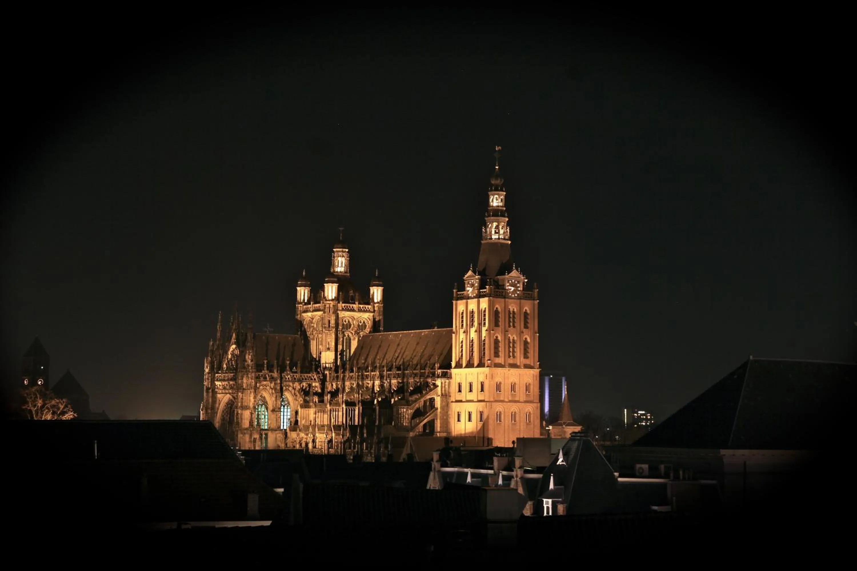 Nearby landmark in Golden Tulip Hotel Central