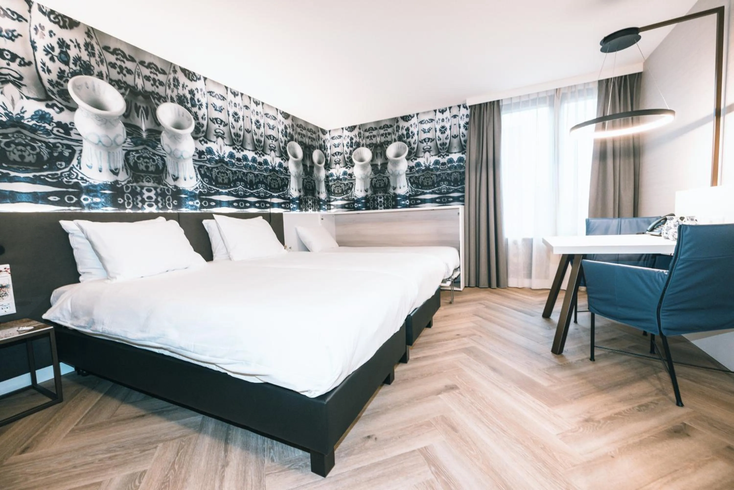 Bed in Golden Tulip Hotel Central