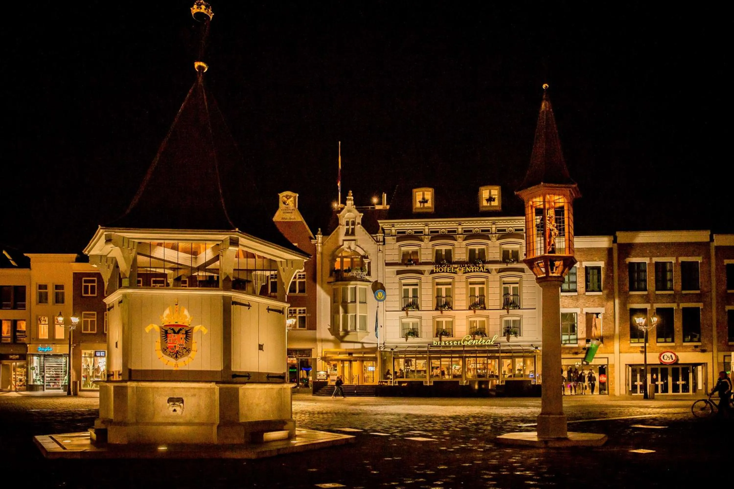 Property building in Golden Tulip Hotel Central