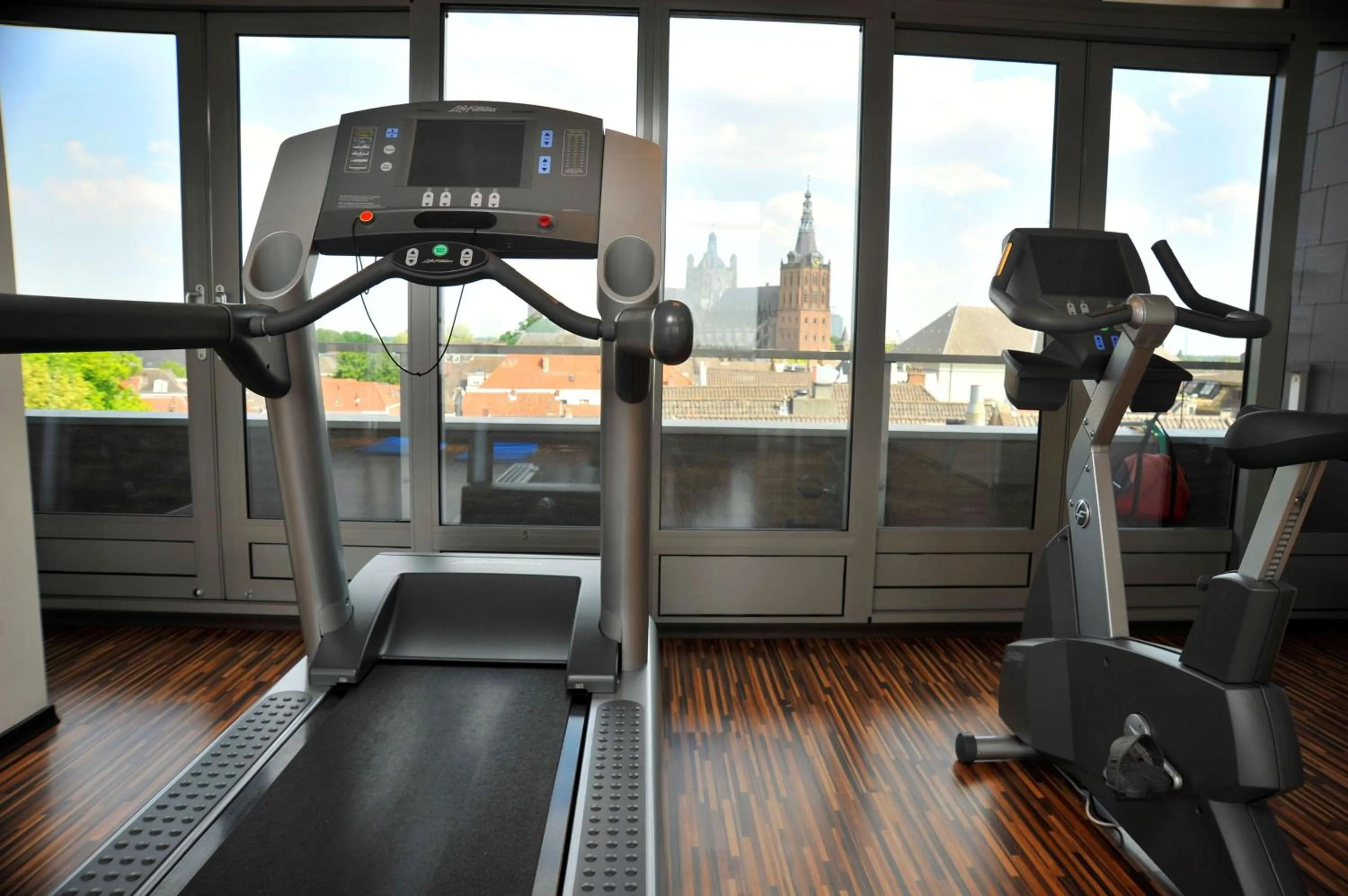 Spa and wellness centre/facilities in Golden Tulip Hotel Central