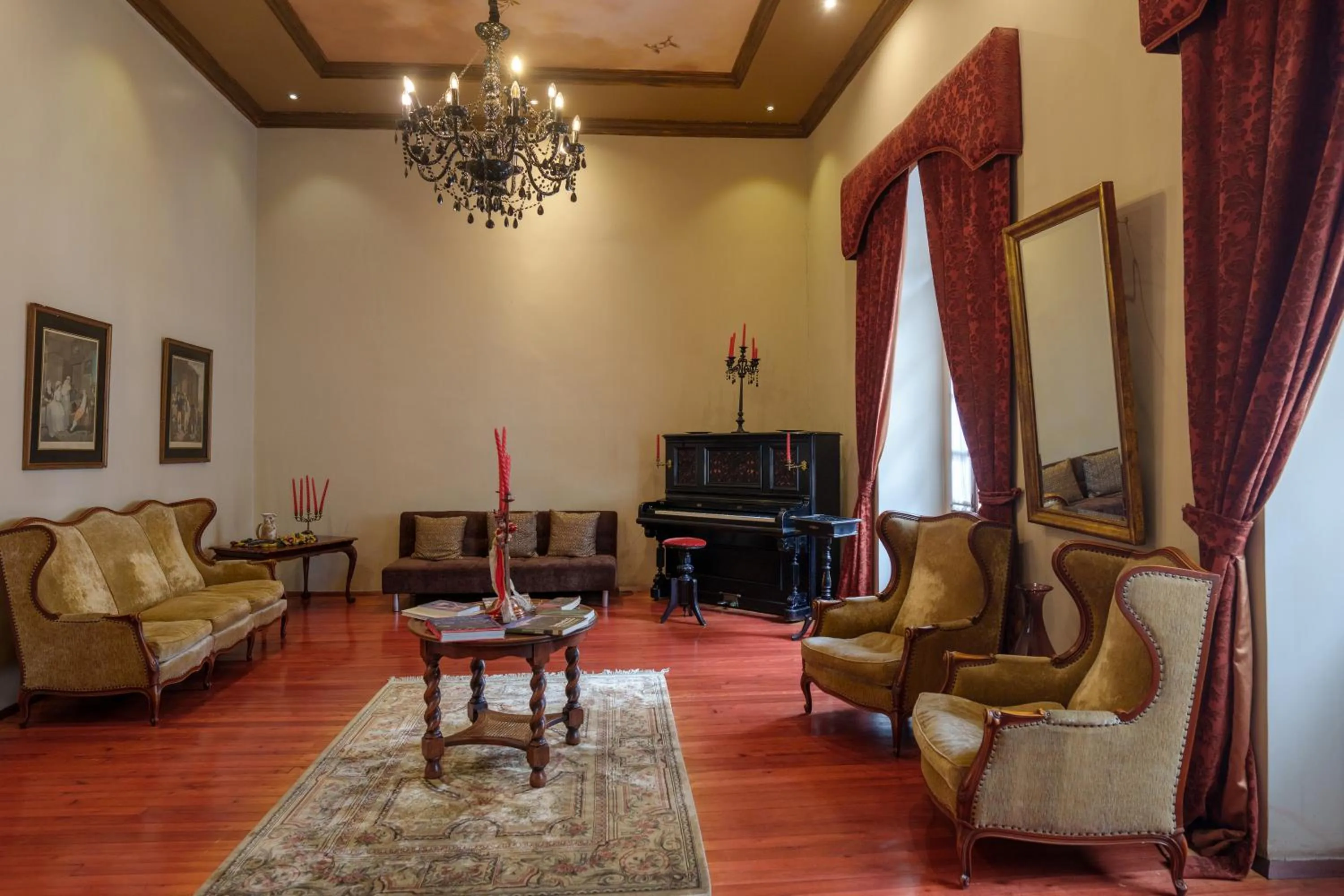 Living room in Santa Lucia House - Forum