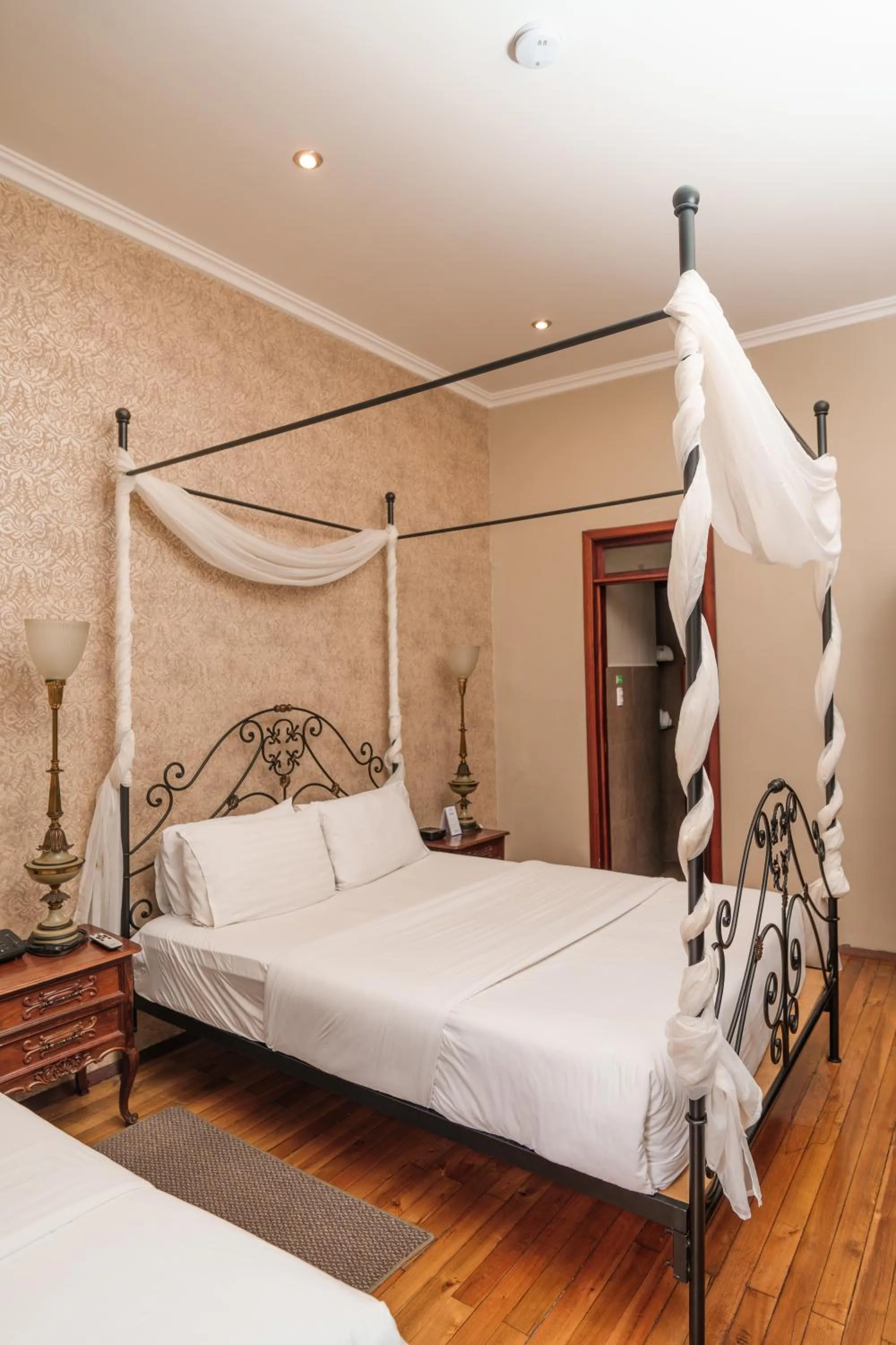 Bed in Santa Lucia House - Forum