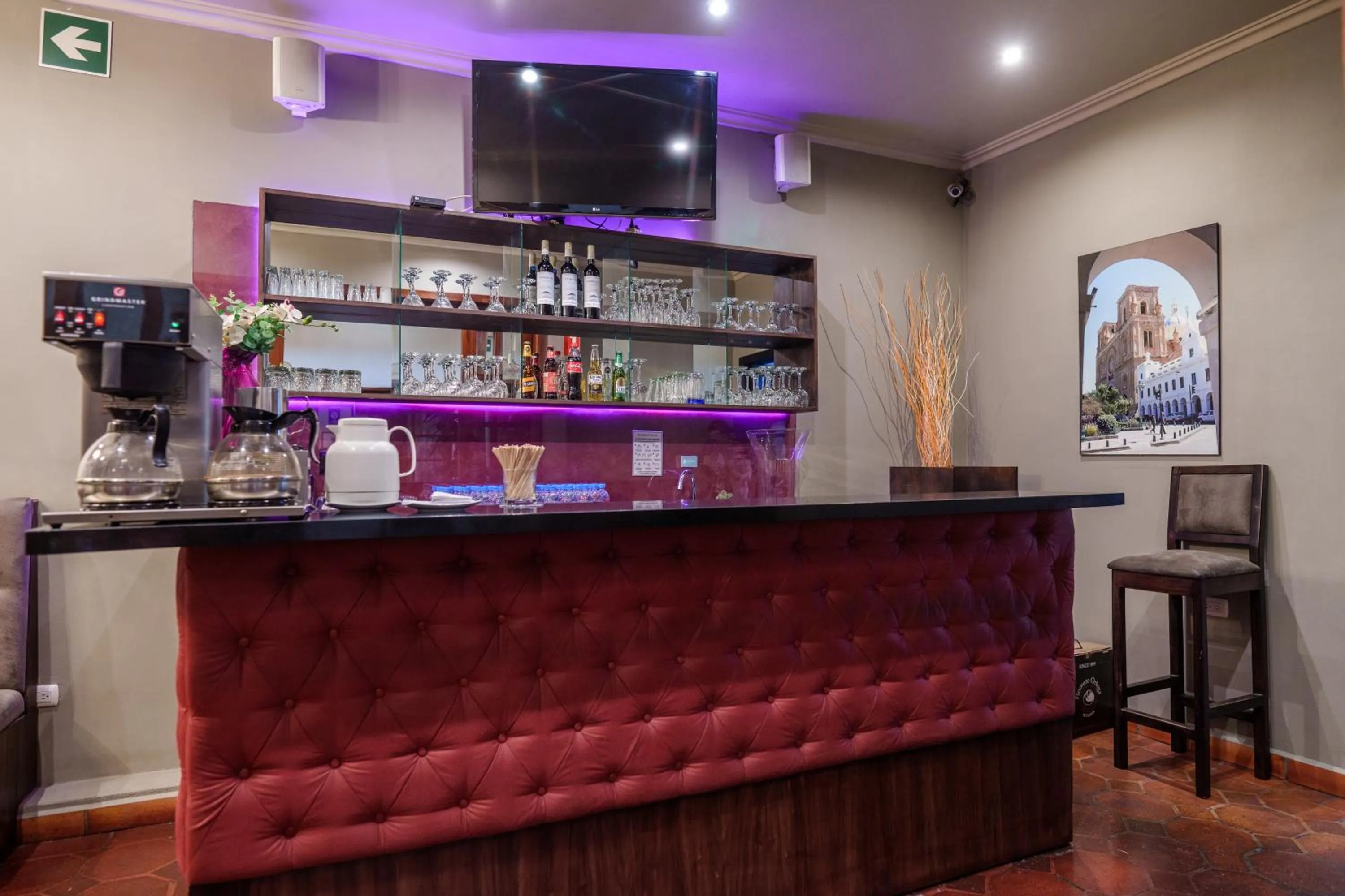 Lounge or bar in Santa Lucia House - Forum