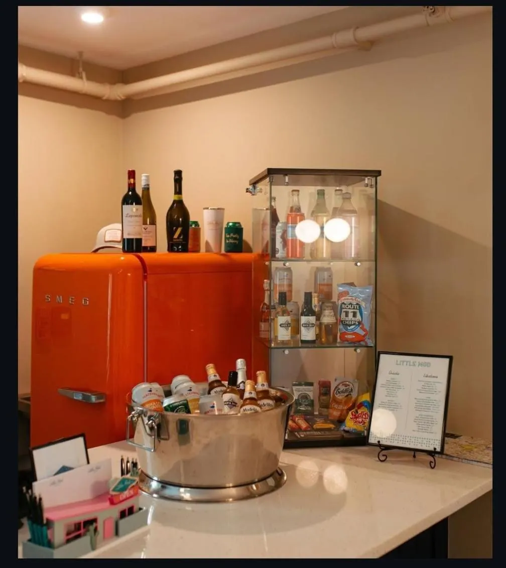 Lobby or reception in Little Mod Hotel at the University