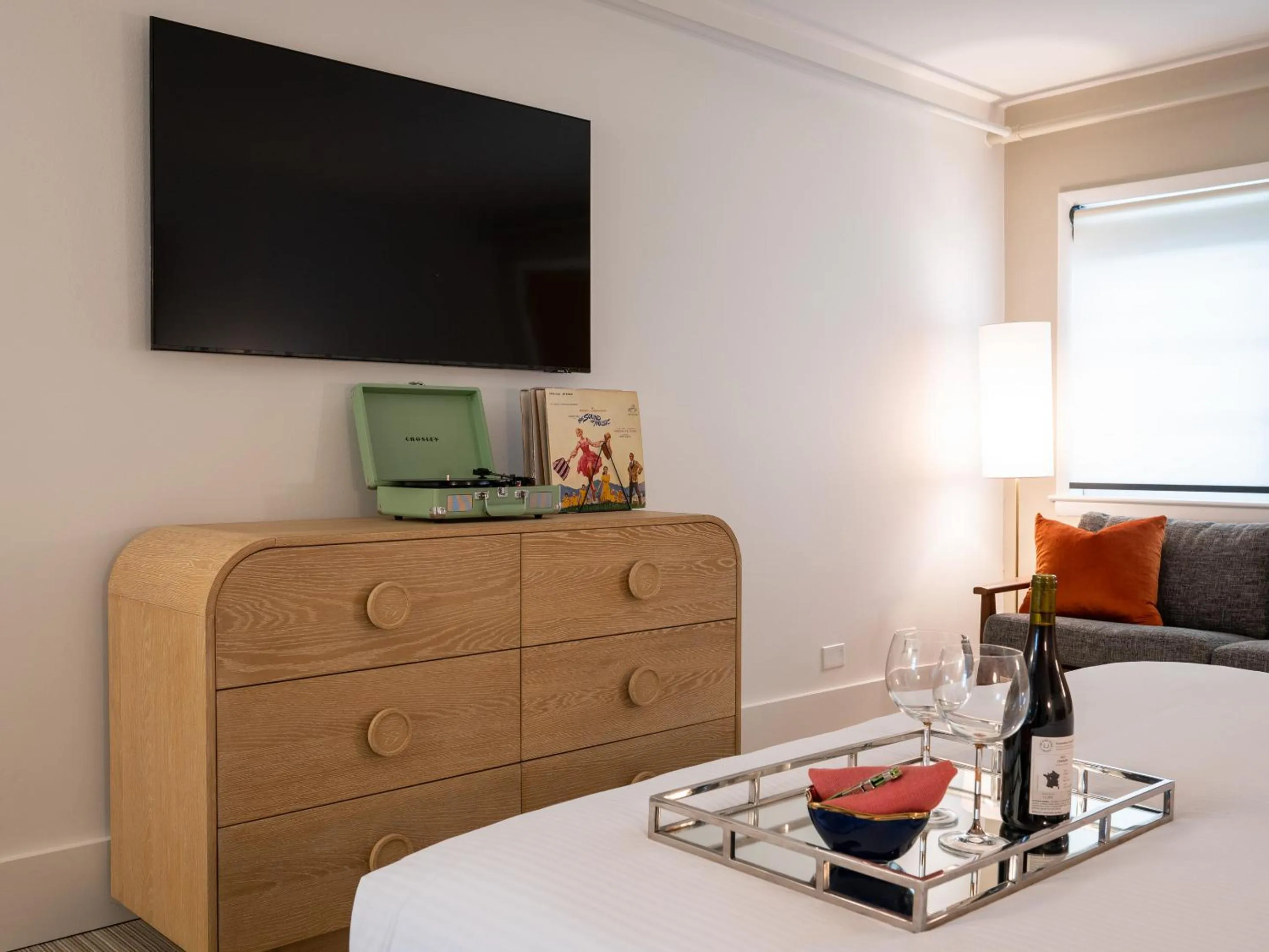 Bedroom in Little Mod Hotel at the University