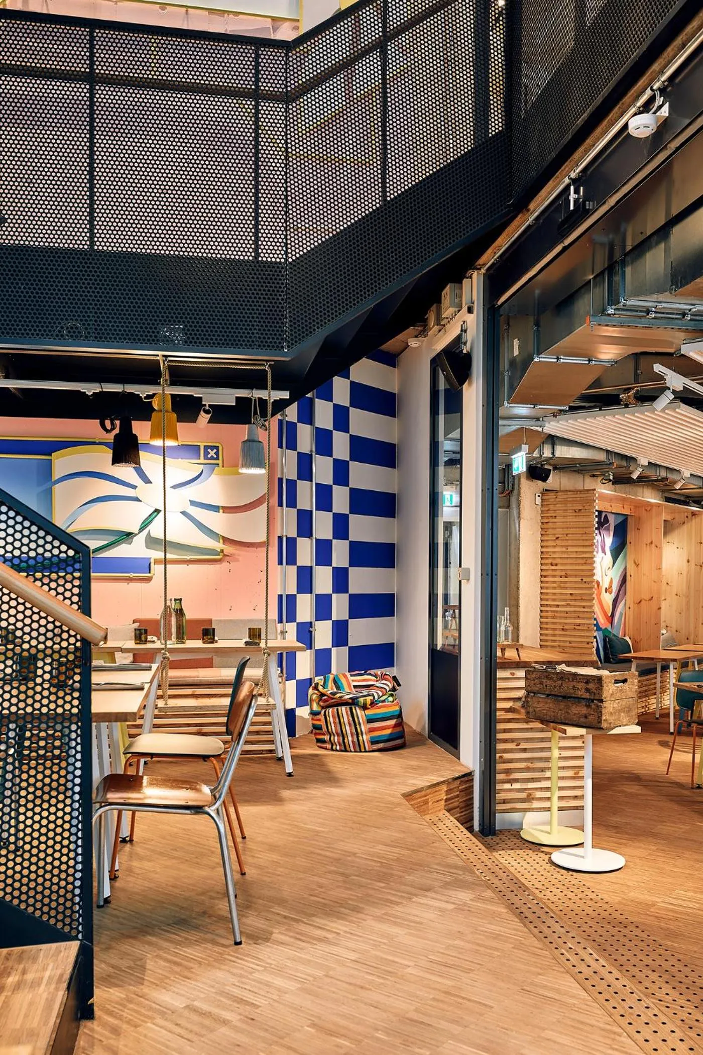 Restaurant/places to eat in Villa Viva Hamburg - Neueröffnung Nov 2023