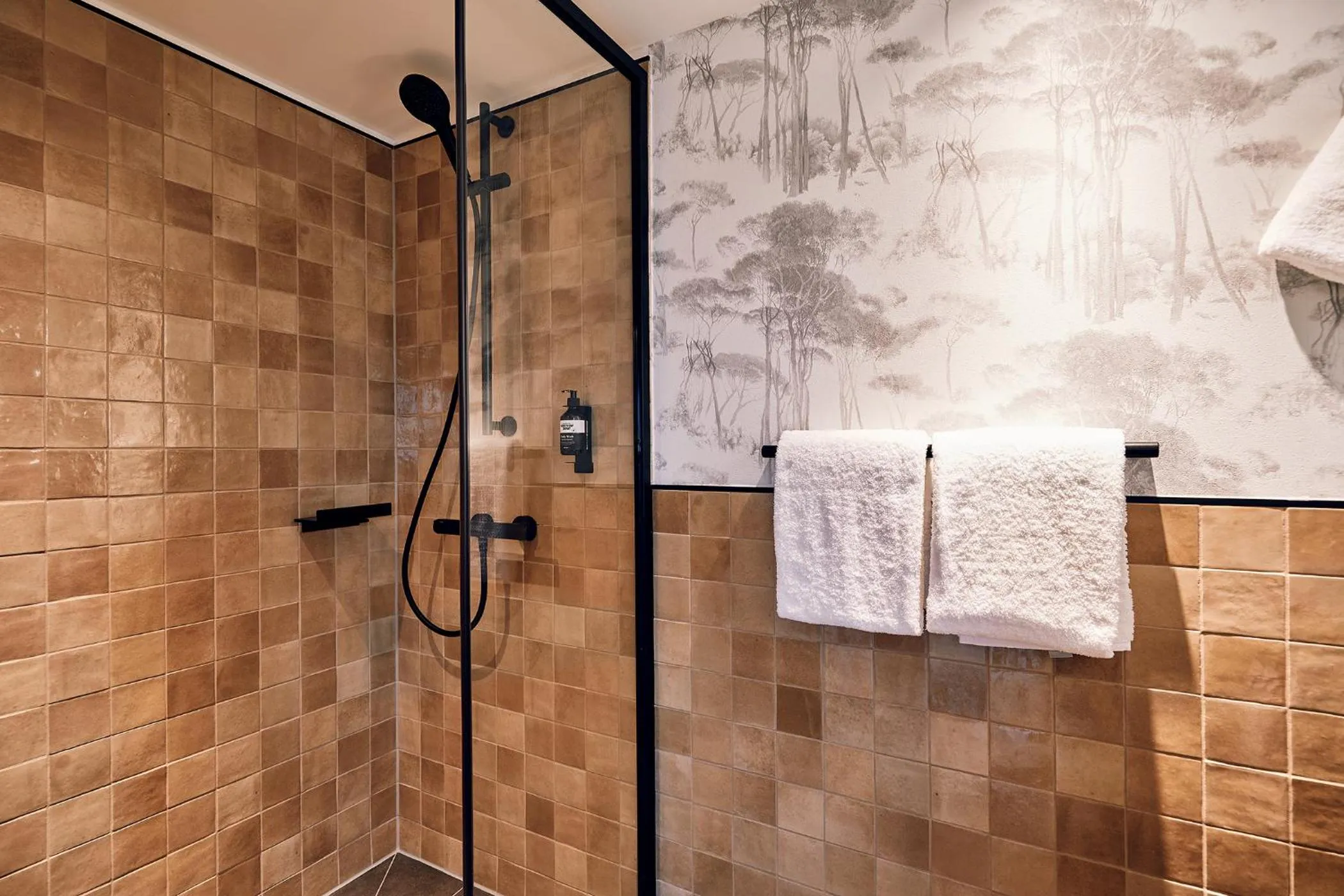 Shower, Bathroom in Villa Viva Hamburg - Neueröffnung Nov 2023