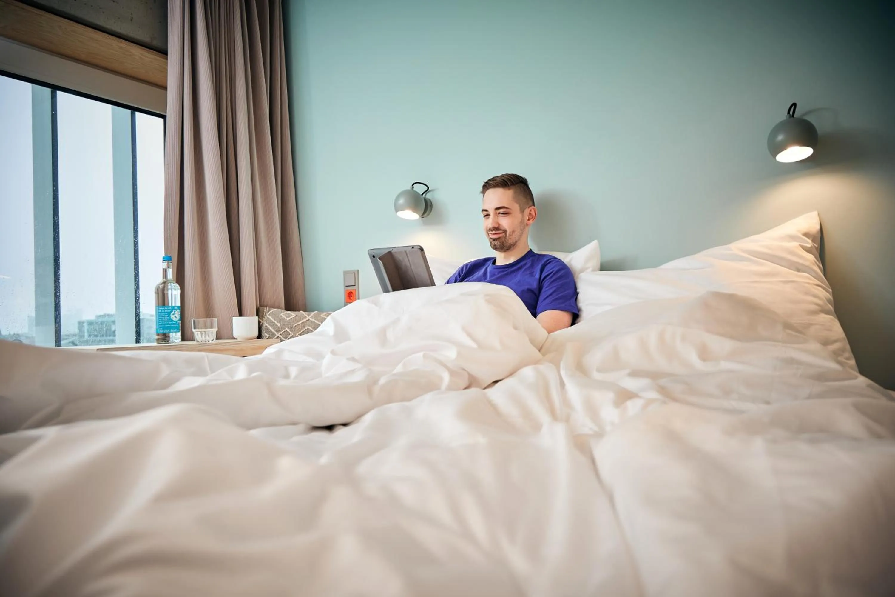 Photo of the whole room, Bed in Villa Viva Hamburg - Neueröffnung Nov 2023