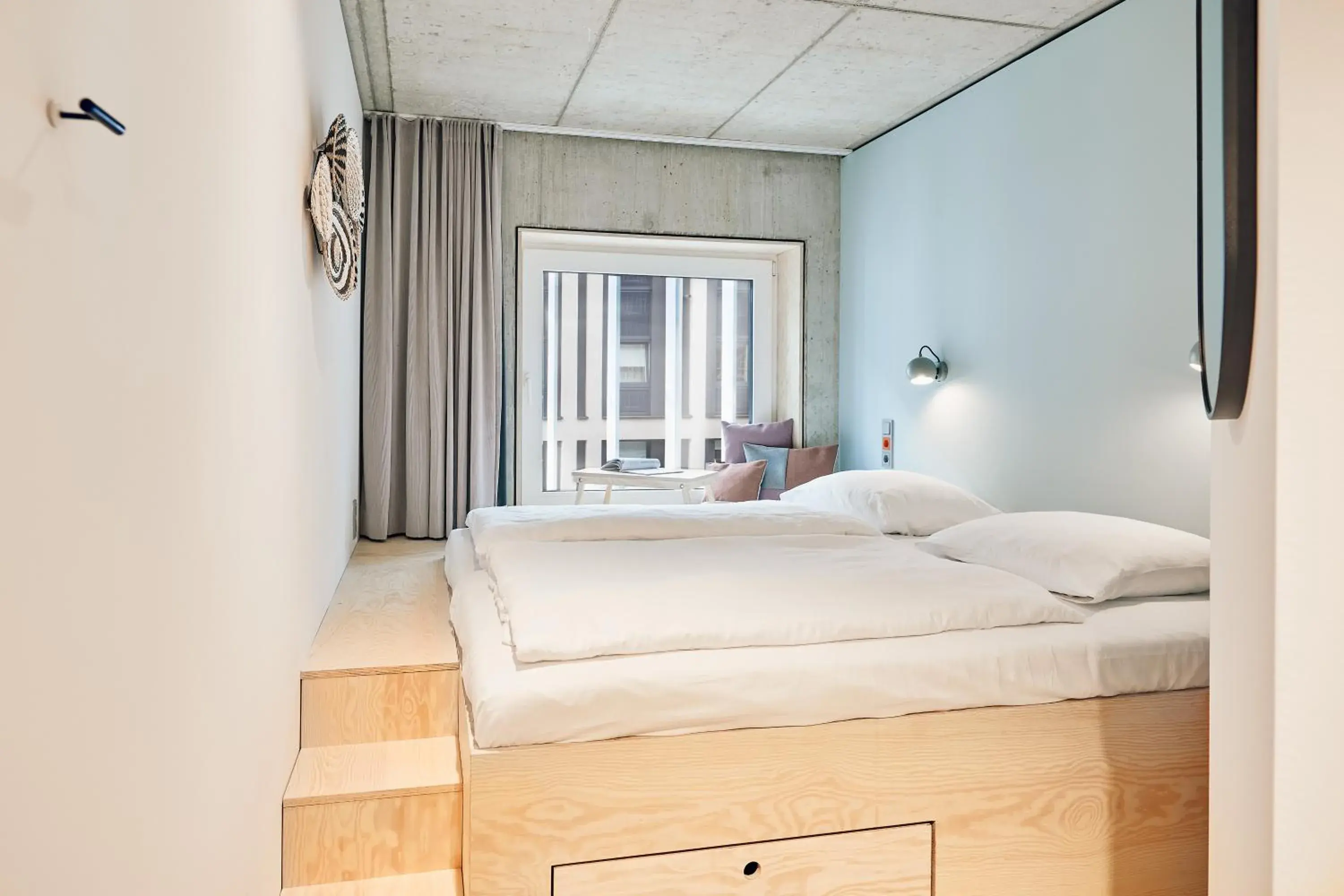 Small Double Room in Villa Viva Hamburg - Neueröffnung Nov 2023 Small Double Room in Villa Viva Hamburg - Neueröffnung Nov 2023