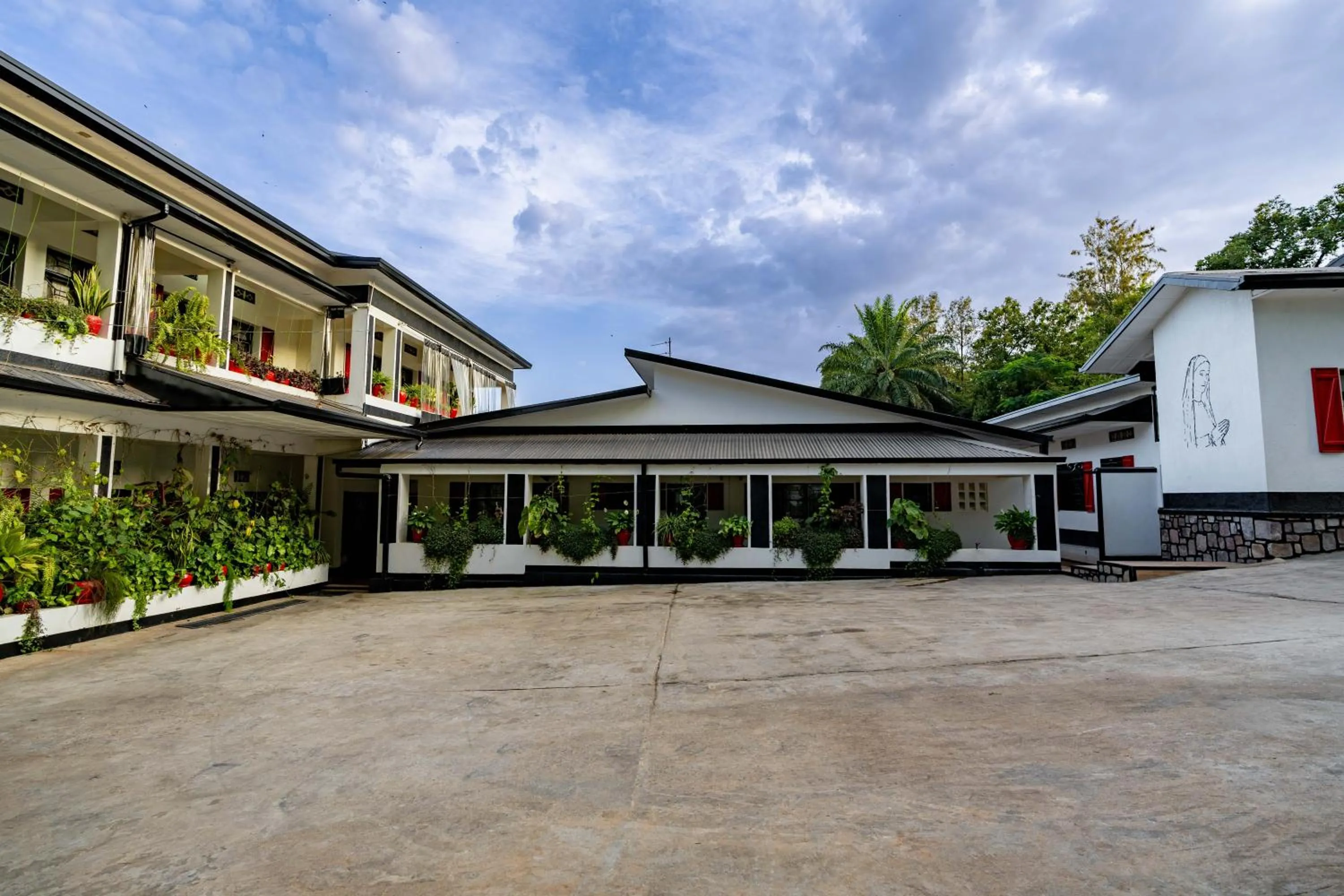 Blue Veil Villa Hotel