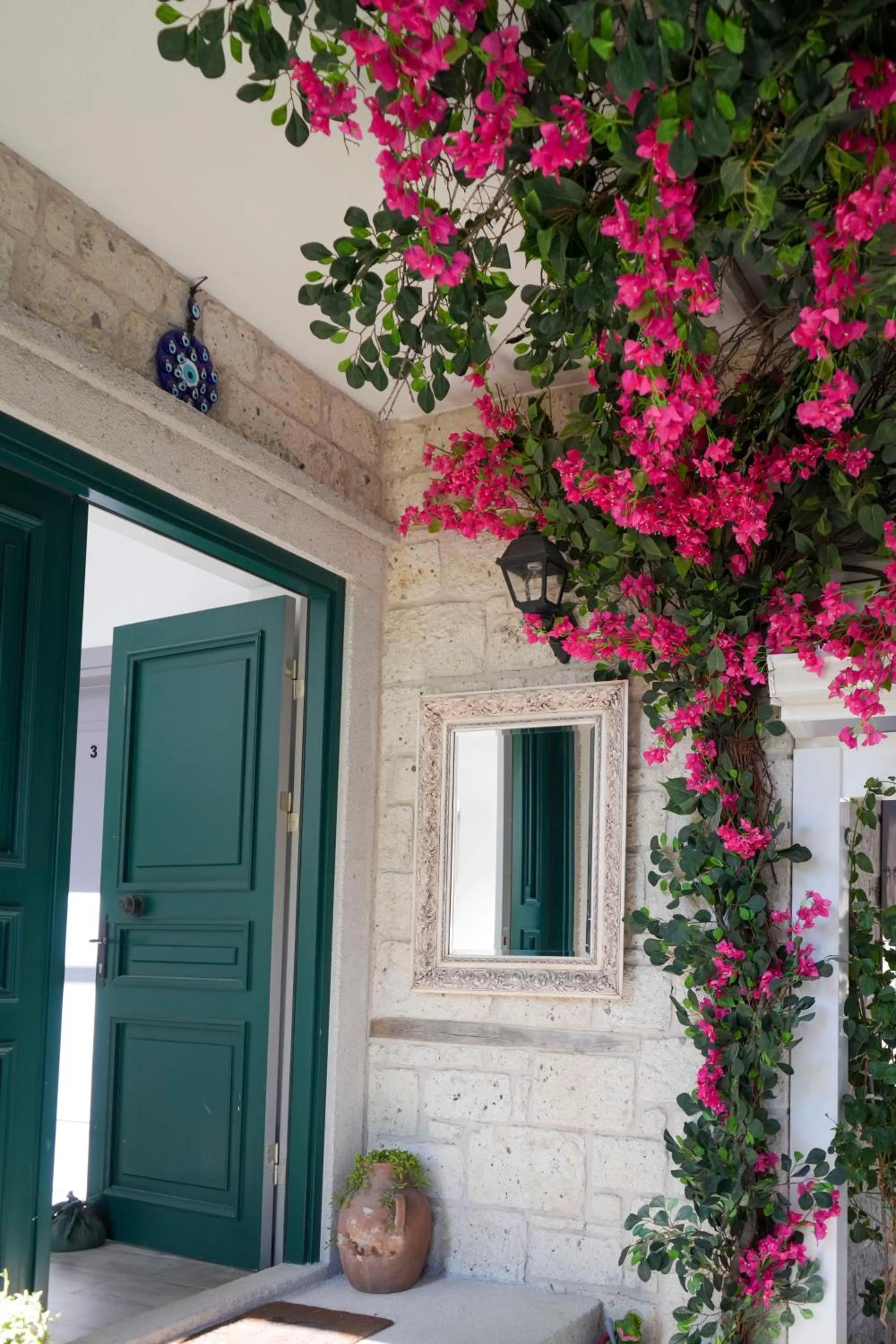 Facade/entrance in Müzeyyen Hanım Konağı Alaçatı