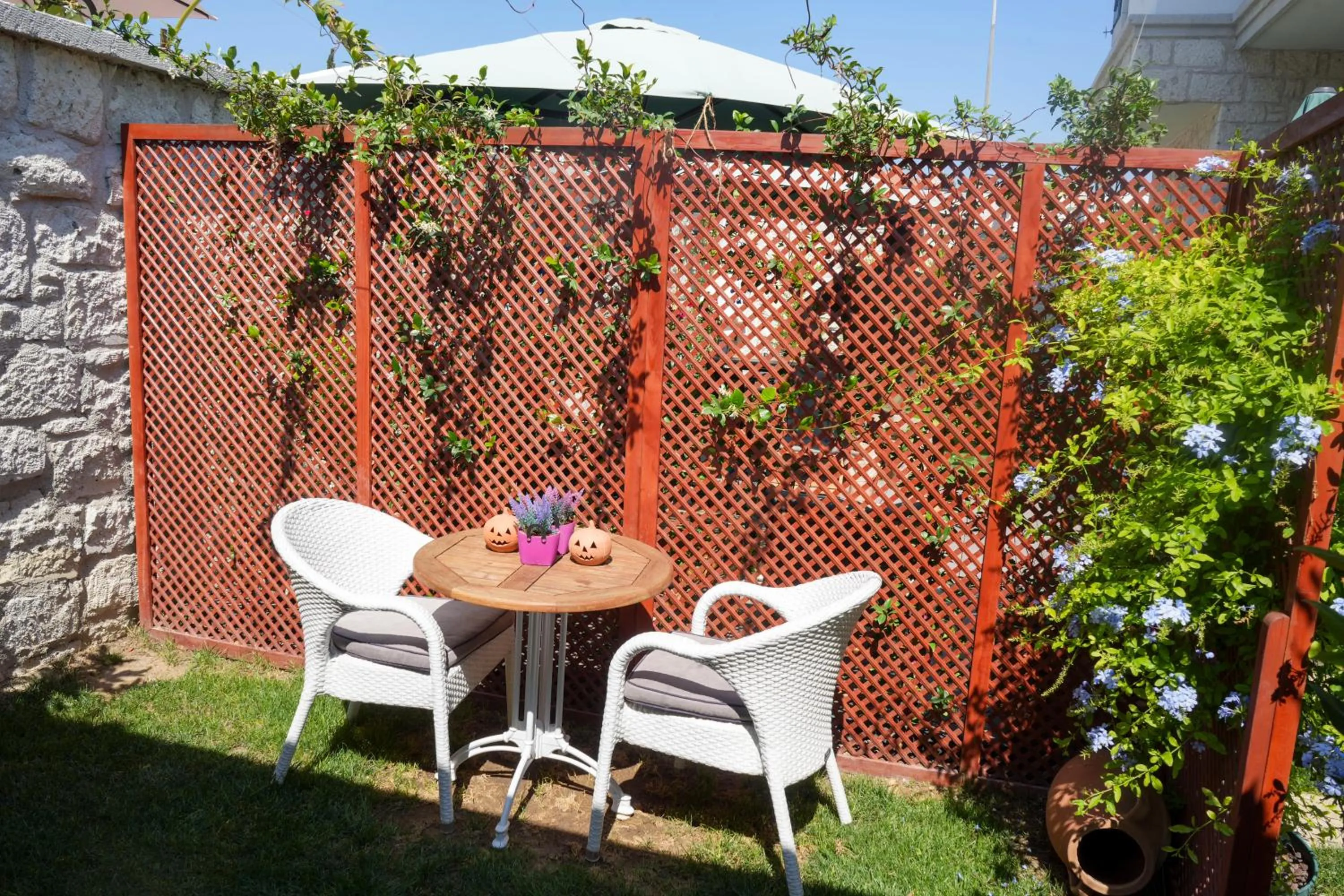Garden view in Müzeyyen Hanım Konağı Alaçatı