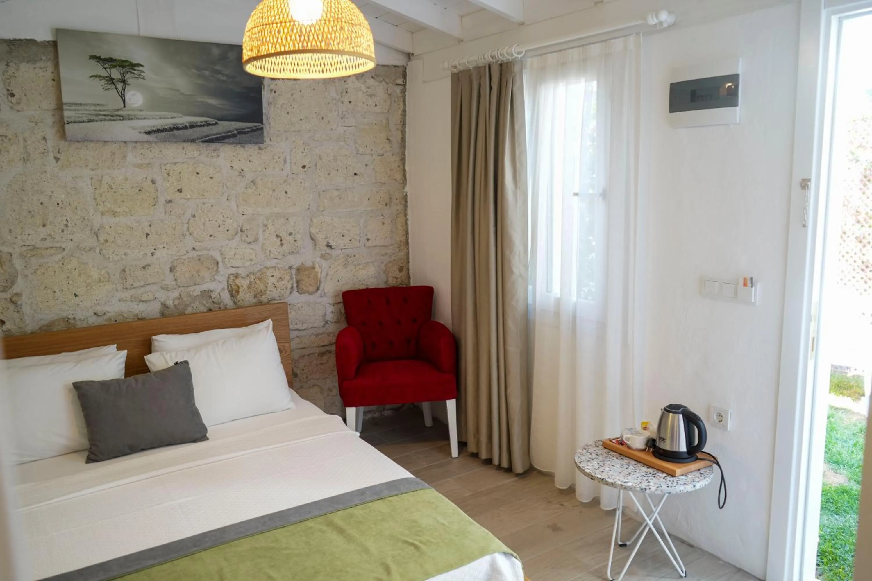 Photo of the whole room, Bed in Müzeyyen Hanım Konağı Alaçatı