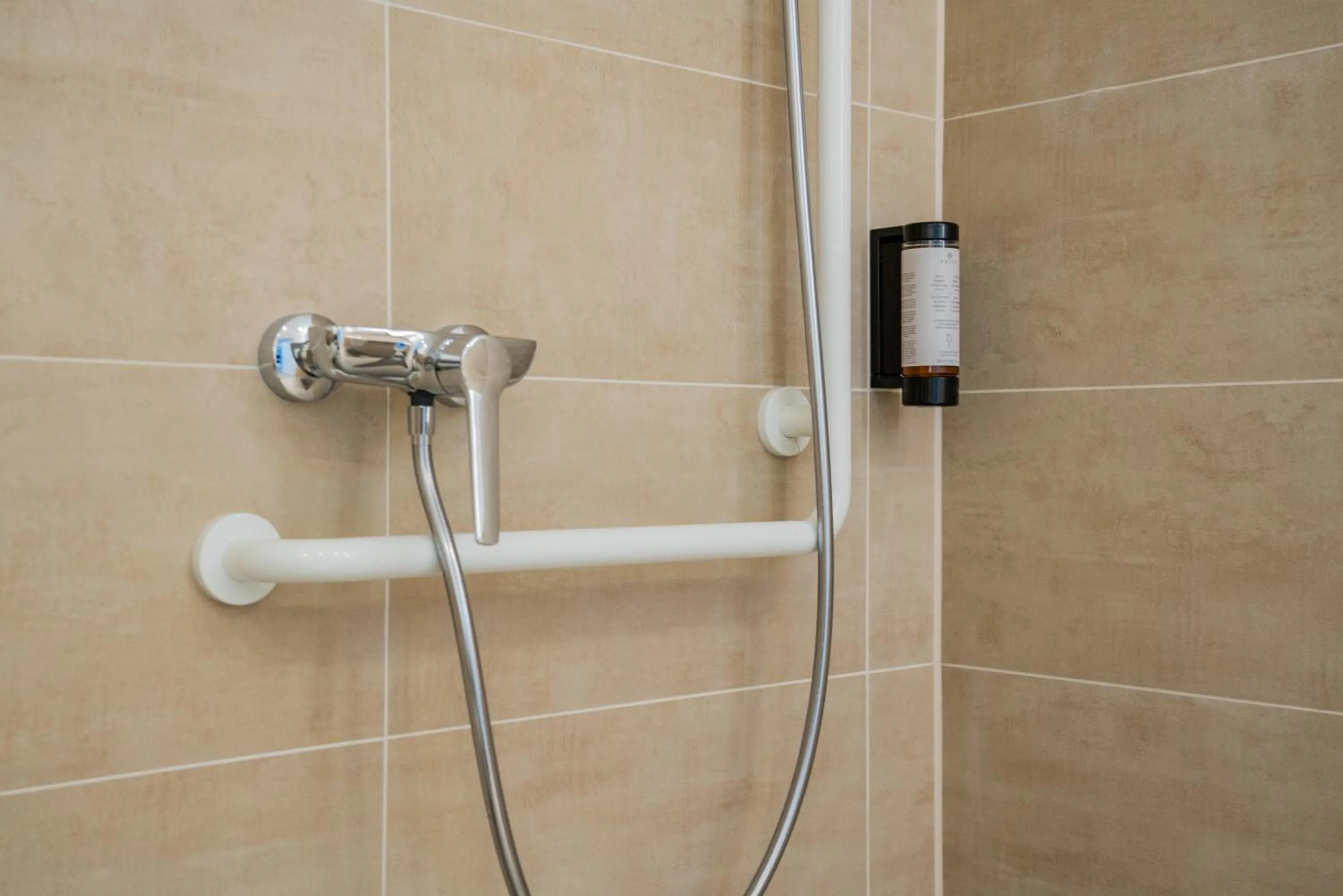 Shower in Nena Apartments Berlin Adlershof