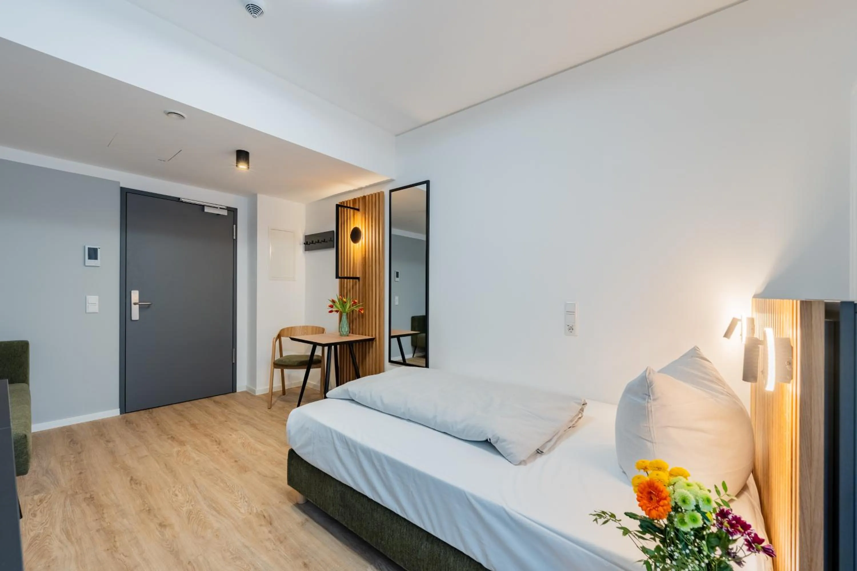 Photo of the whole room, Bed in Nena Apartments Berlin Adlershof