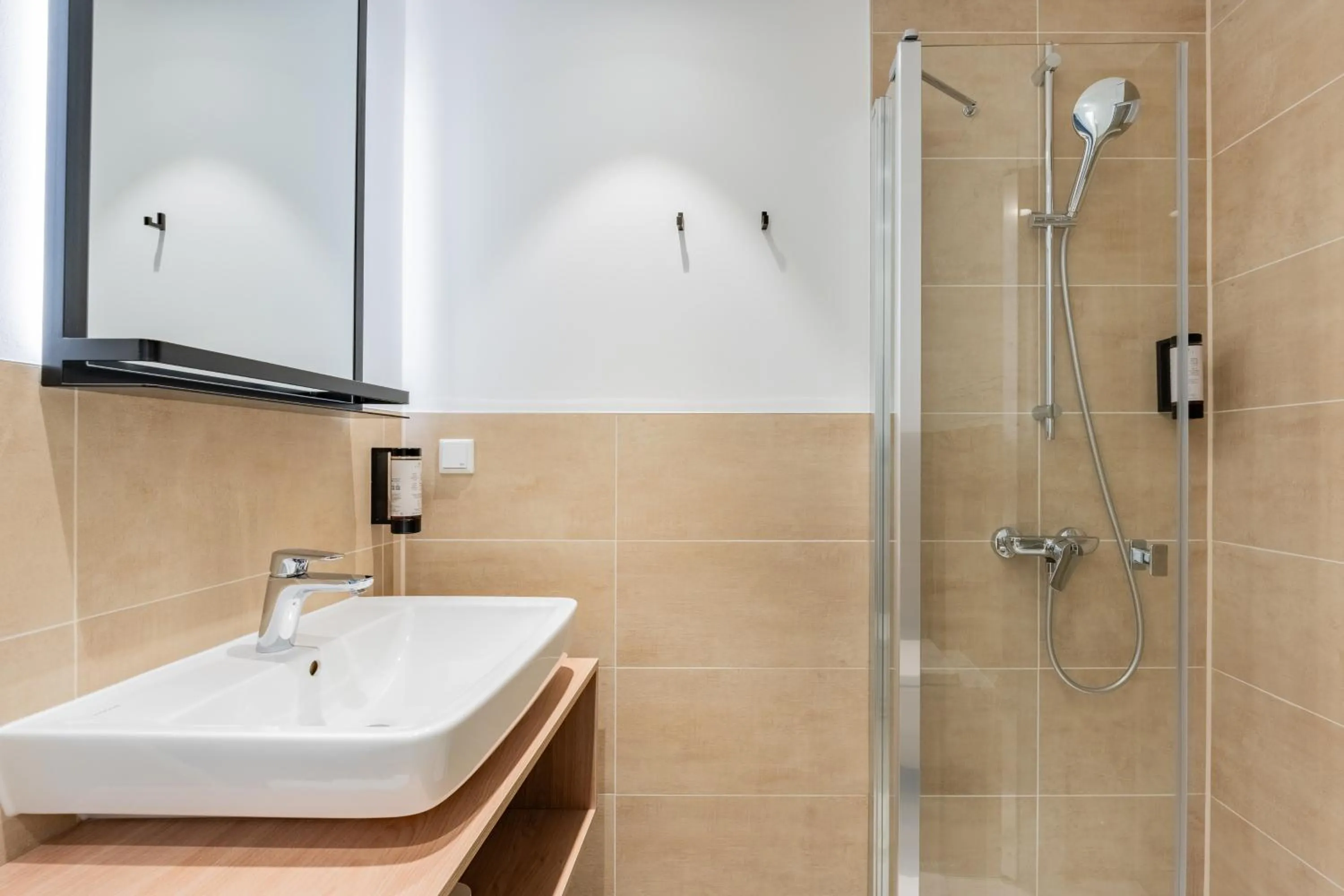 Bathroom in Nena Apartments Berlin Adlershof