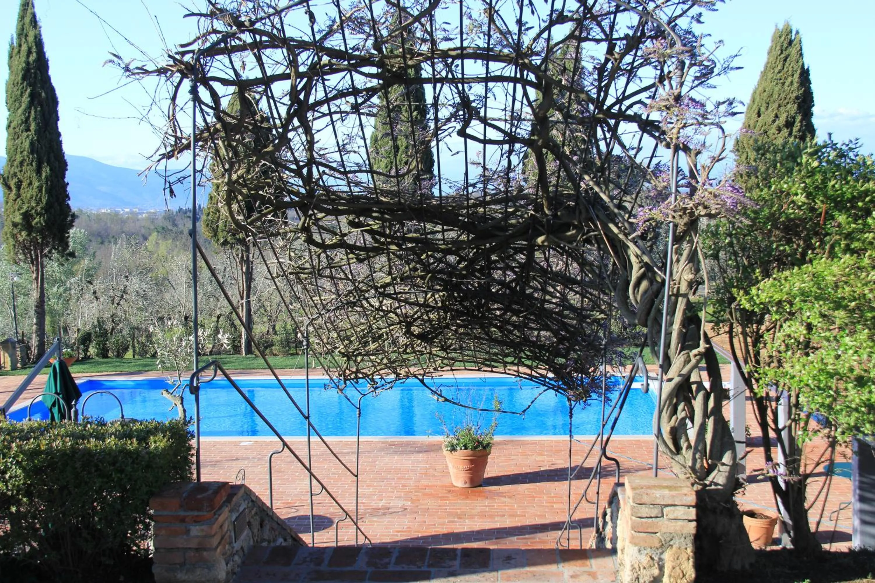 Spring in Villa Delia Hotel and Cooking School