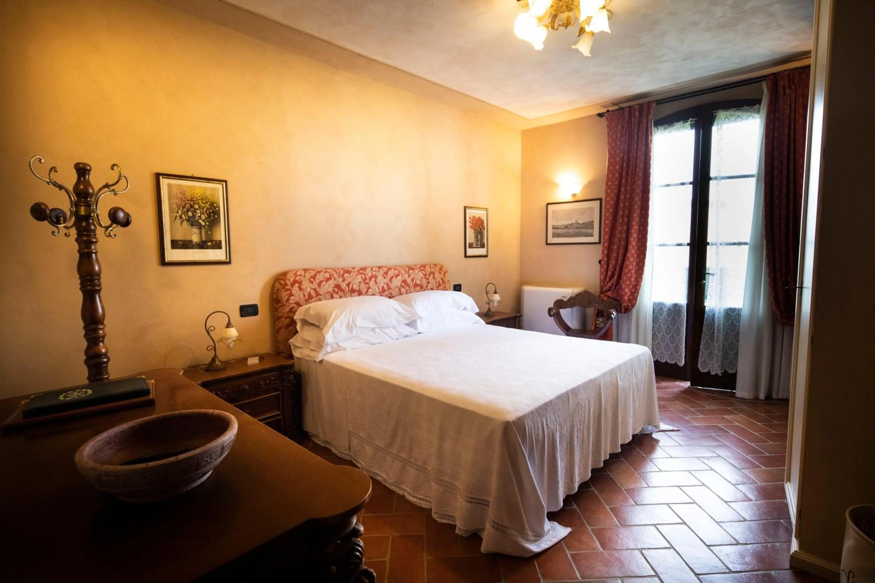 Bed in Villa Delia Hotel and Cooking School