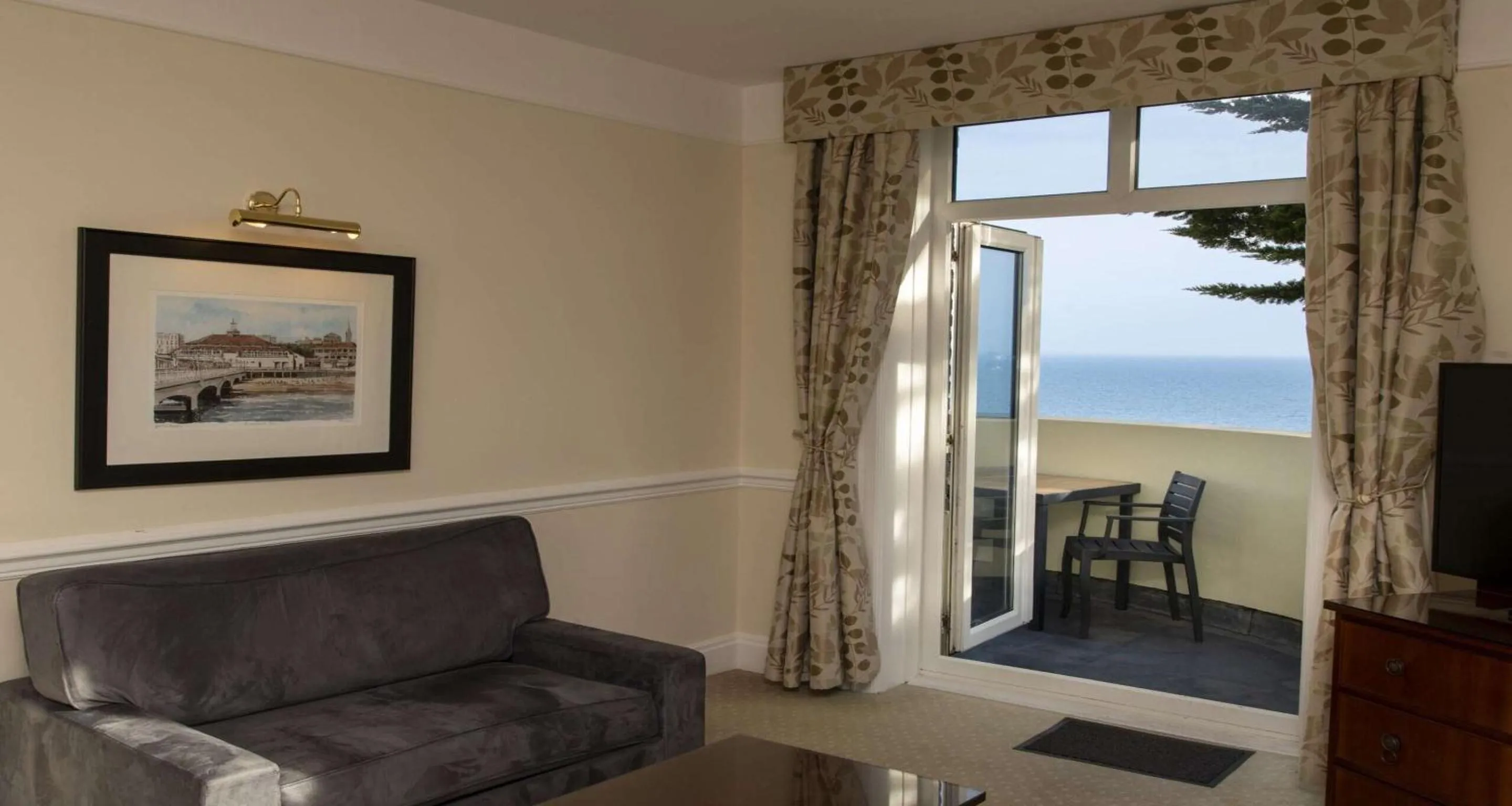 Bedroom in Bournemouth Carlton Hotel, BW Signature Collection