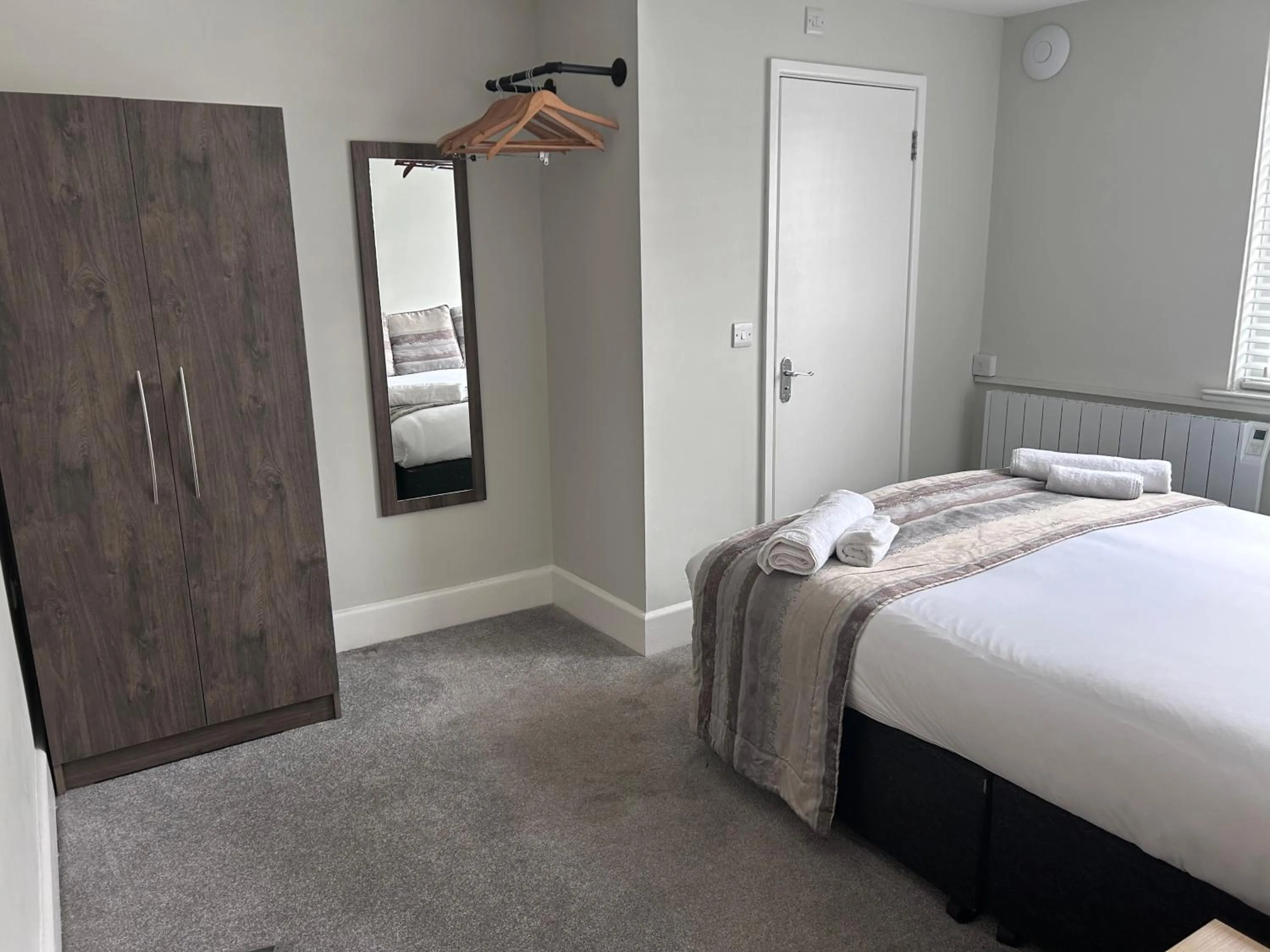 Bedroom, Bed in Marsham Court Hotel