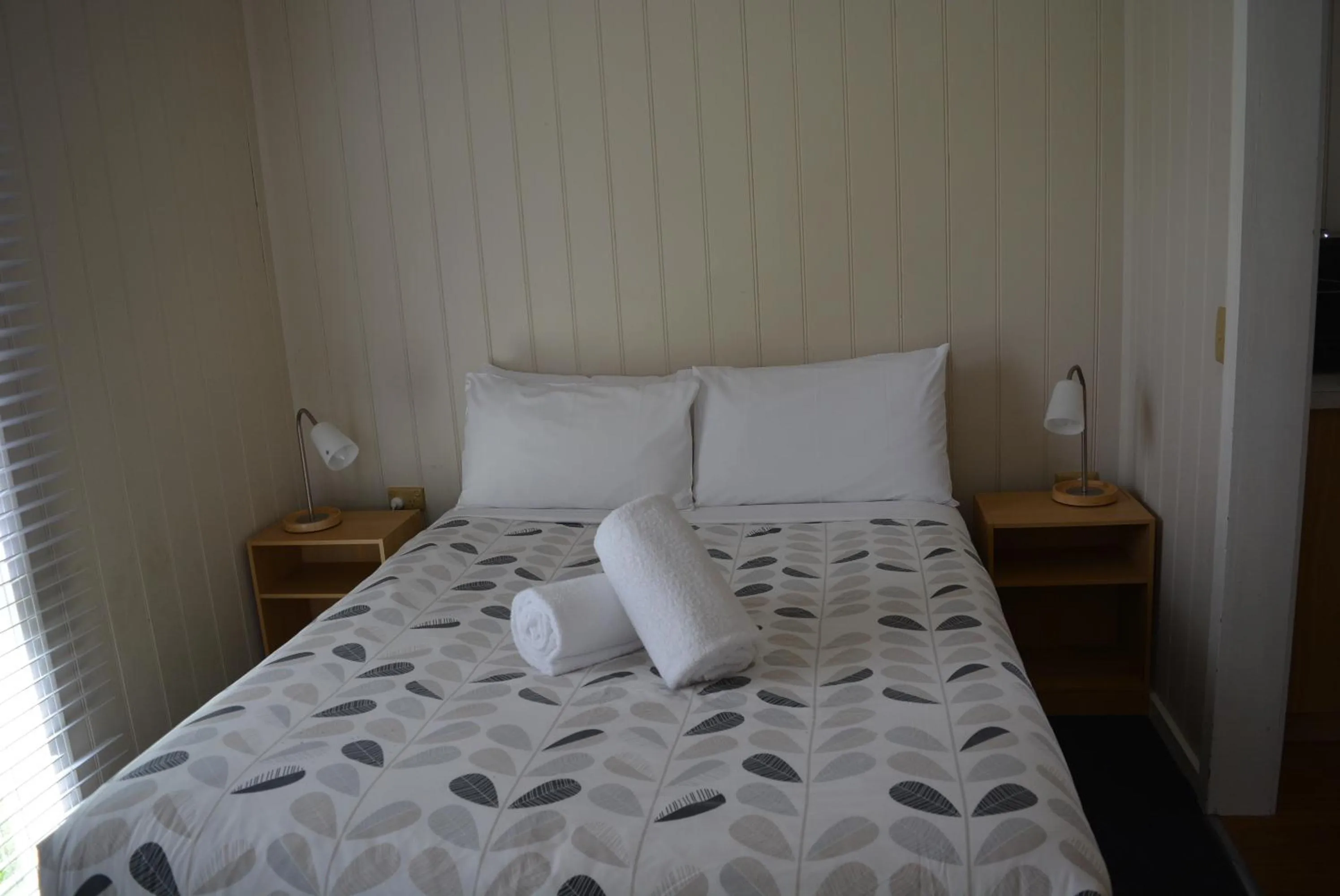 Bedroom, Bed in Ocean Grove Holiday Park