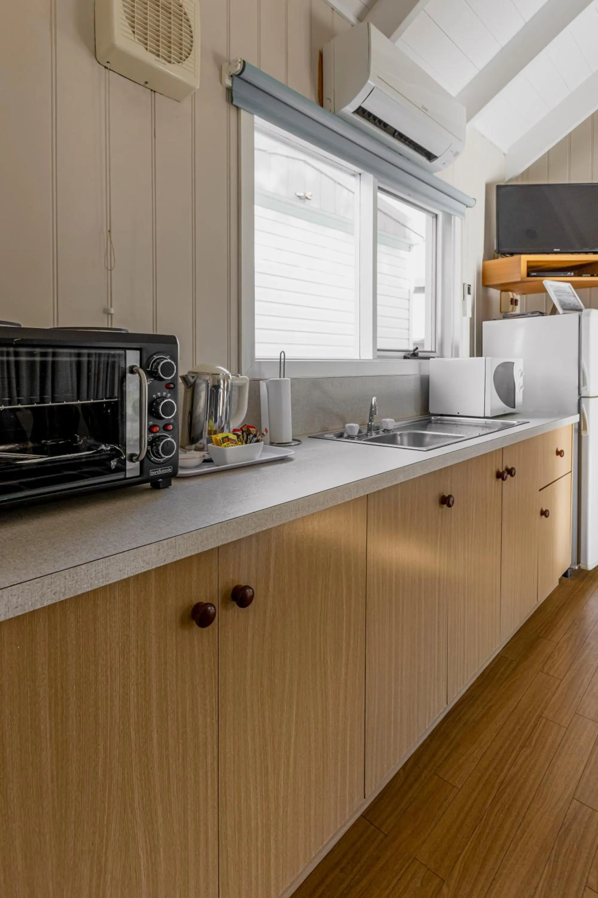 Kitchen or kitchenette in Ocean Grove Holiday Park