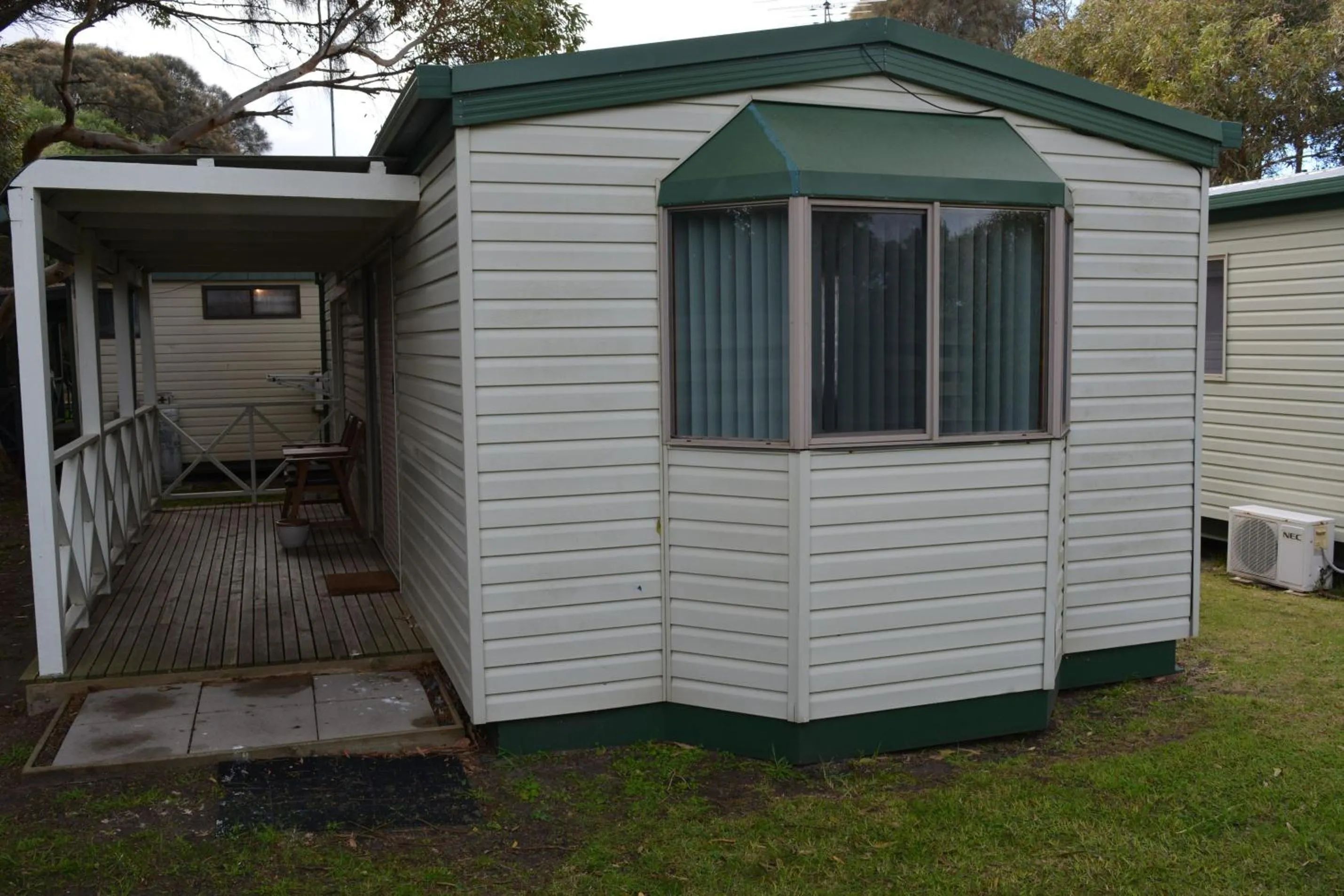 Property building in Ocean Grove Holiday Park