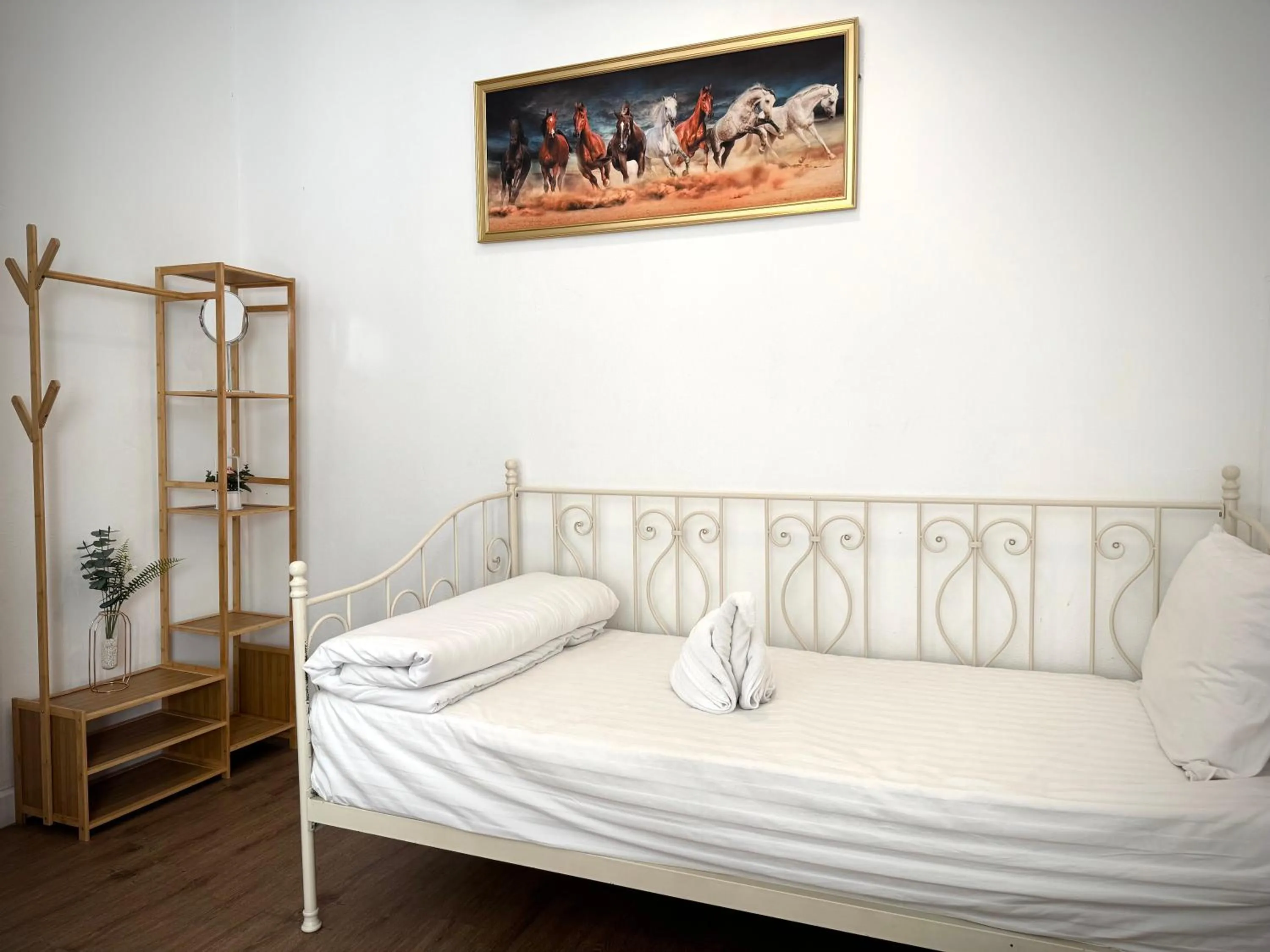 wardrobe, Bed in Nidhra Lanna Hotel Chiang Mai