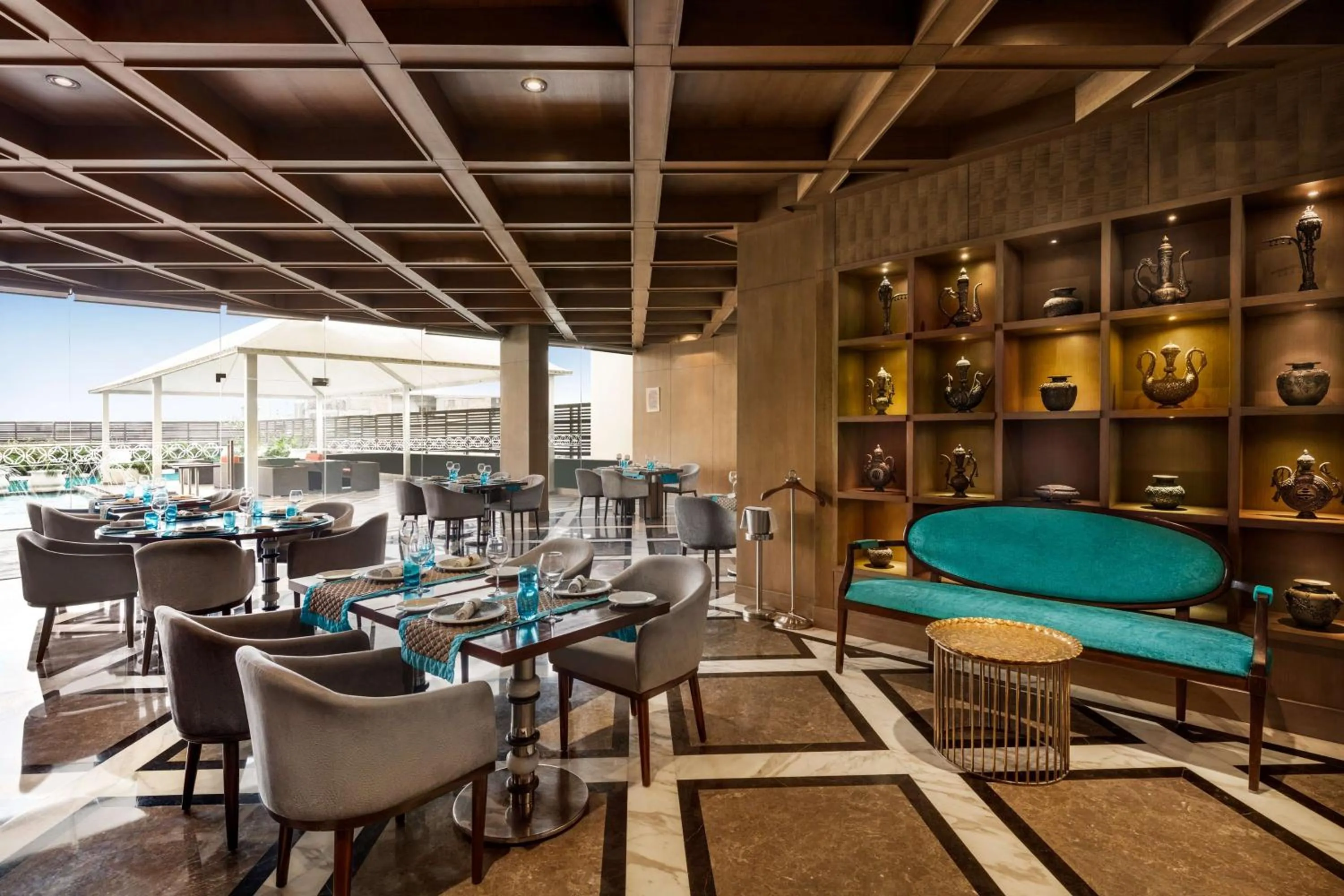 Restaurant/places to eat in Hilton Jaipur