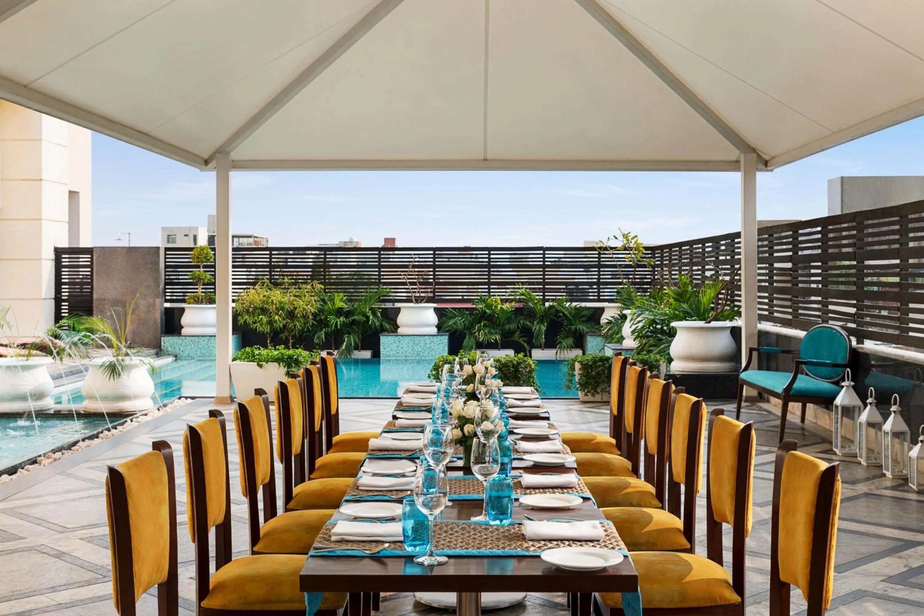 Pool view in Hilton Jaipur