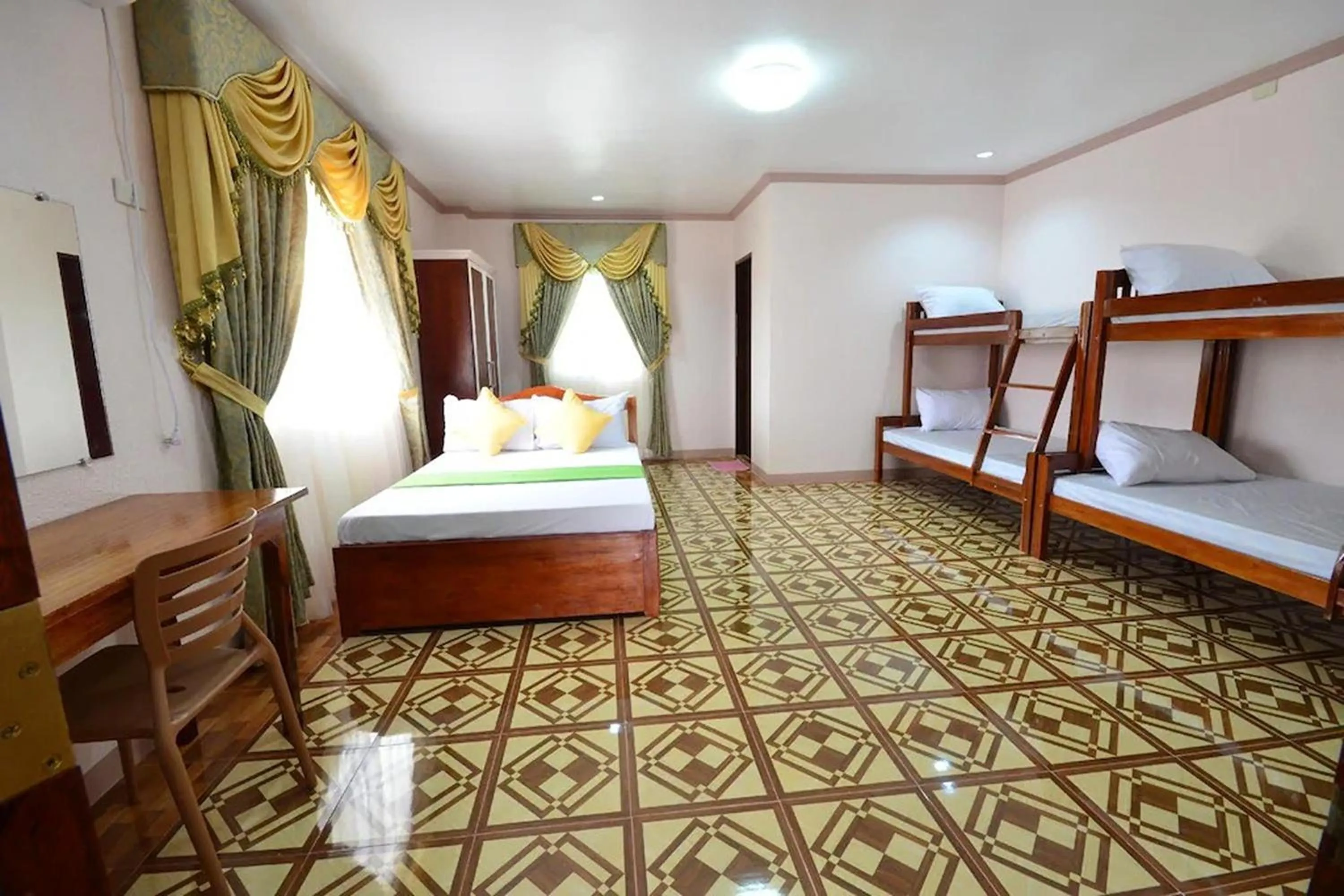 Bedroom, Bed in Gilin Suites Puerto Princesa Palawan