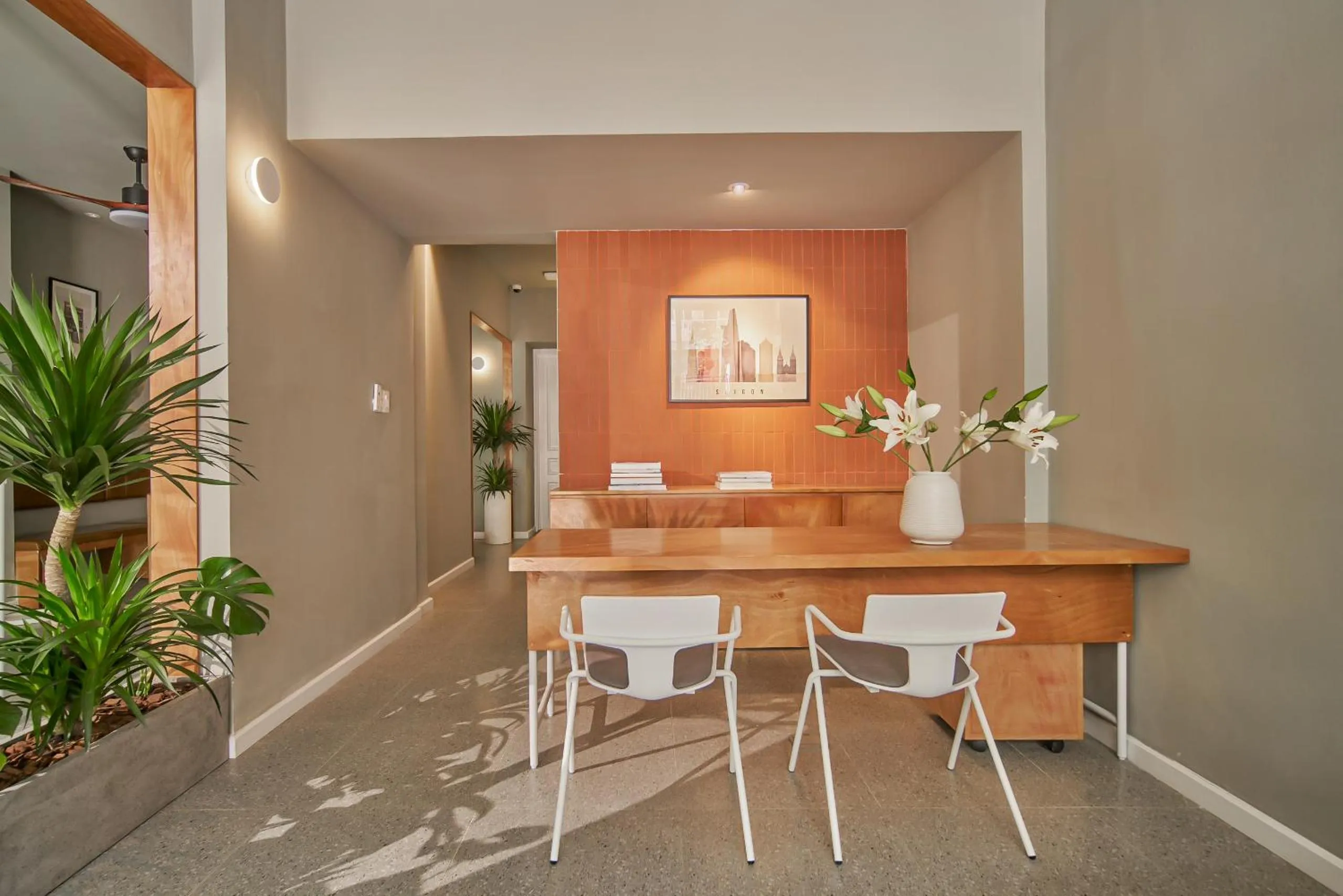 Lobby or reception in Express by M Village Đinh Công Tráng