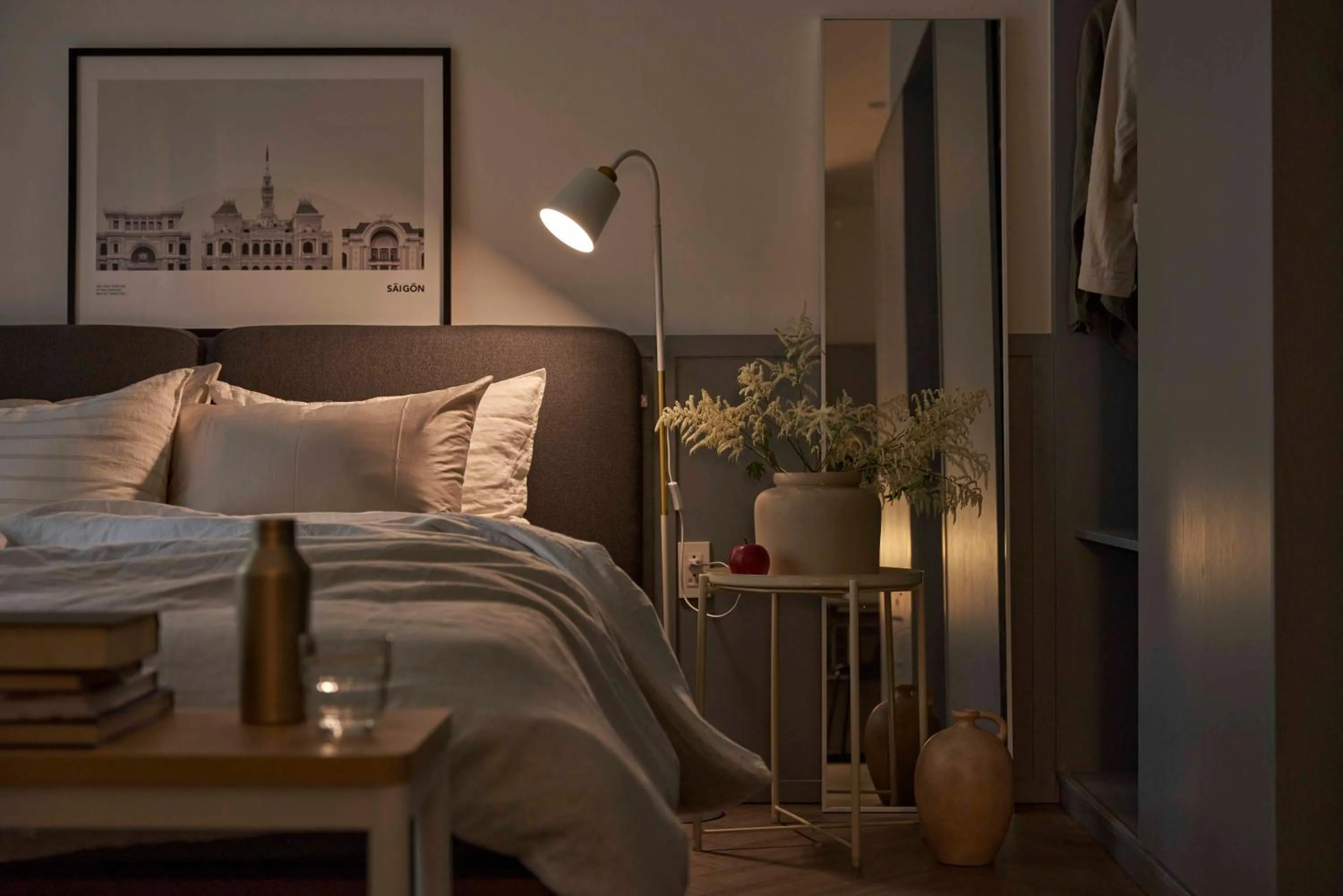 Bed in Express by M Village Đinh Công Tráng