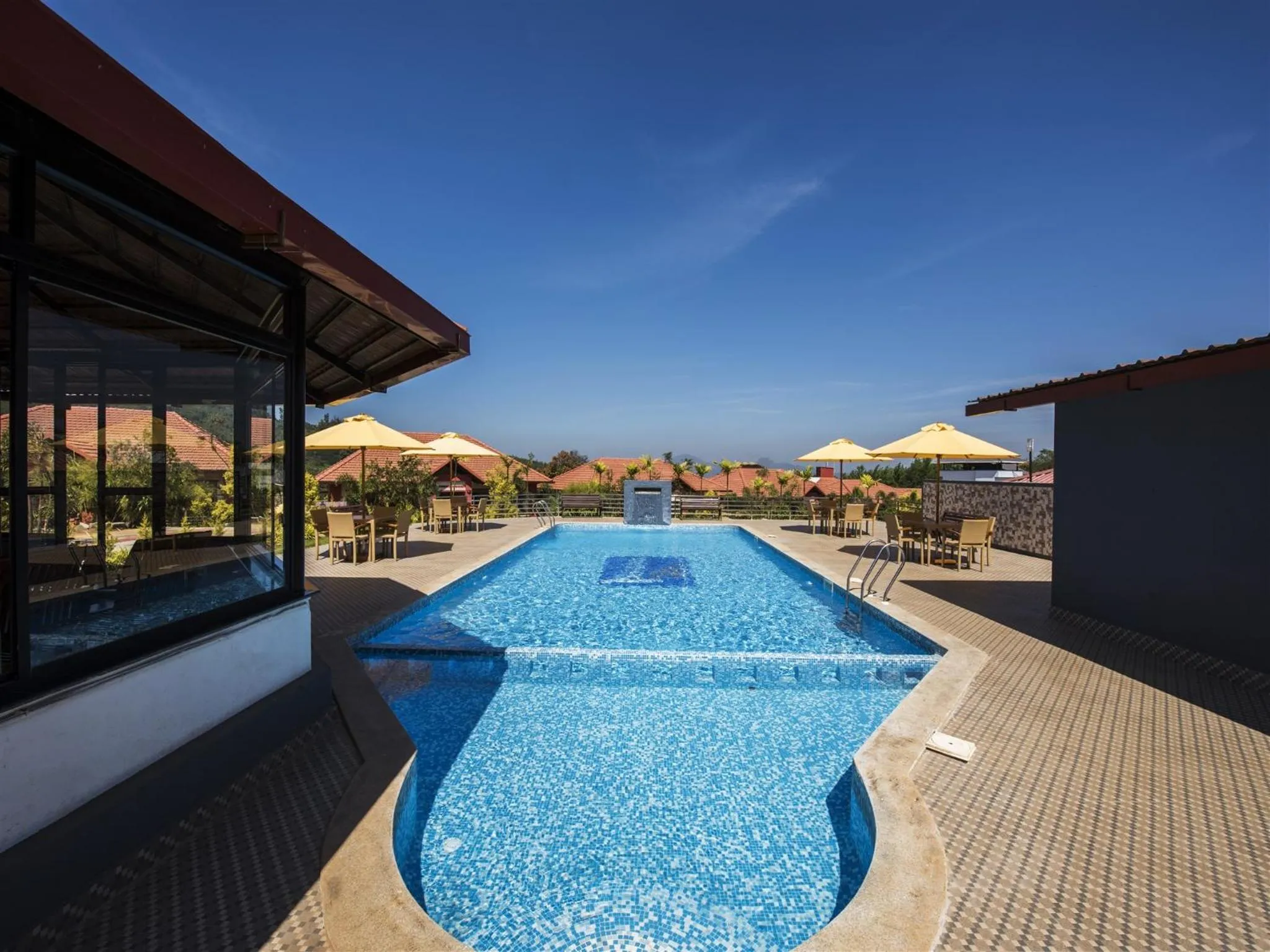 Swimming pool in Woodstock Resorts