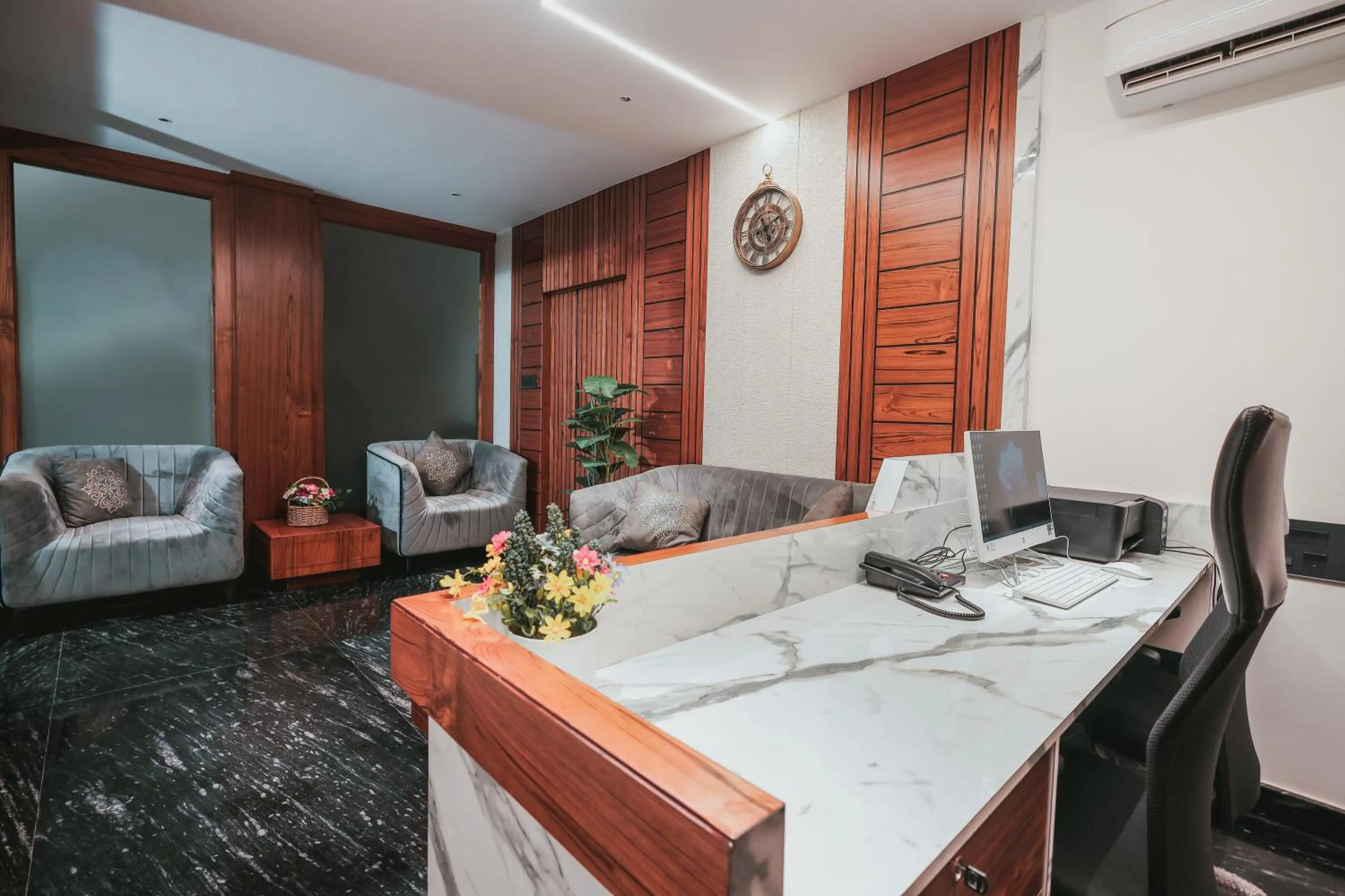 Seating area in Fortview Suites