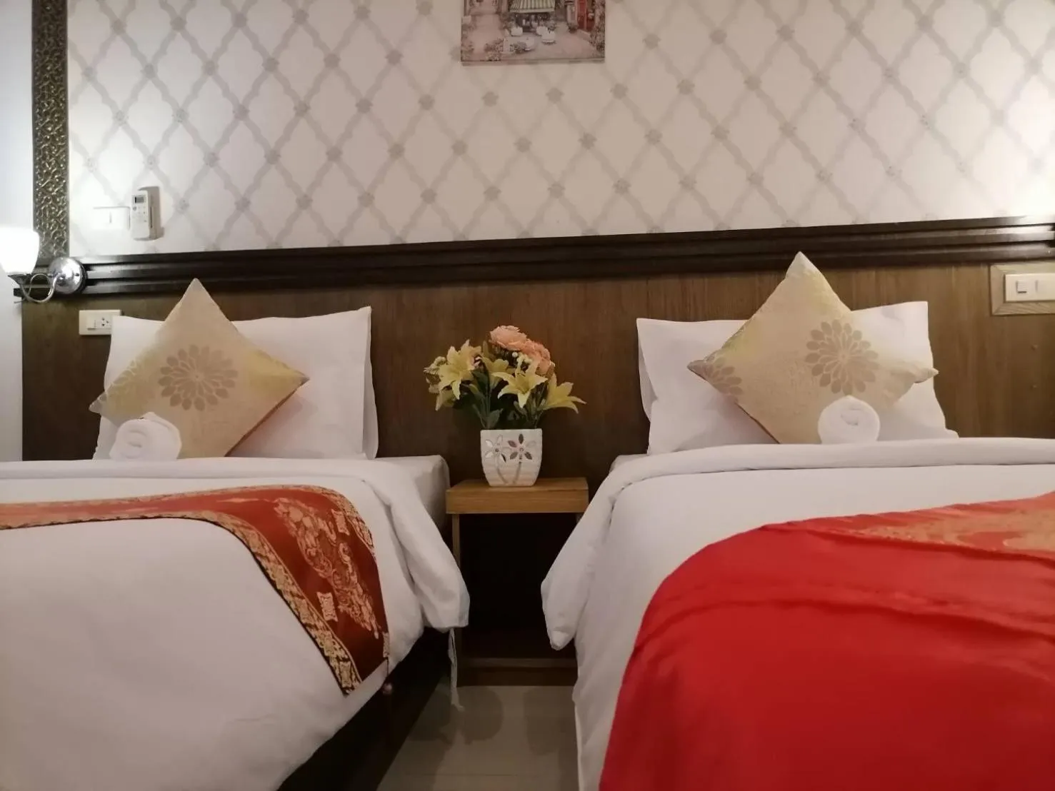 Bed in NJ PATONG HOTEL