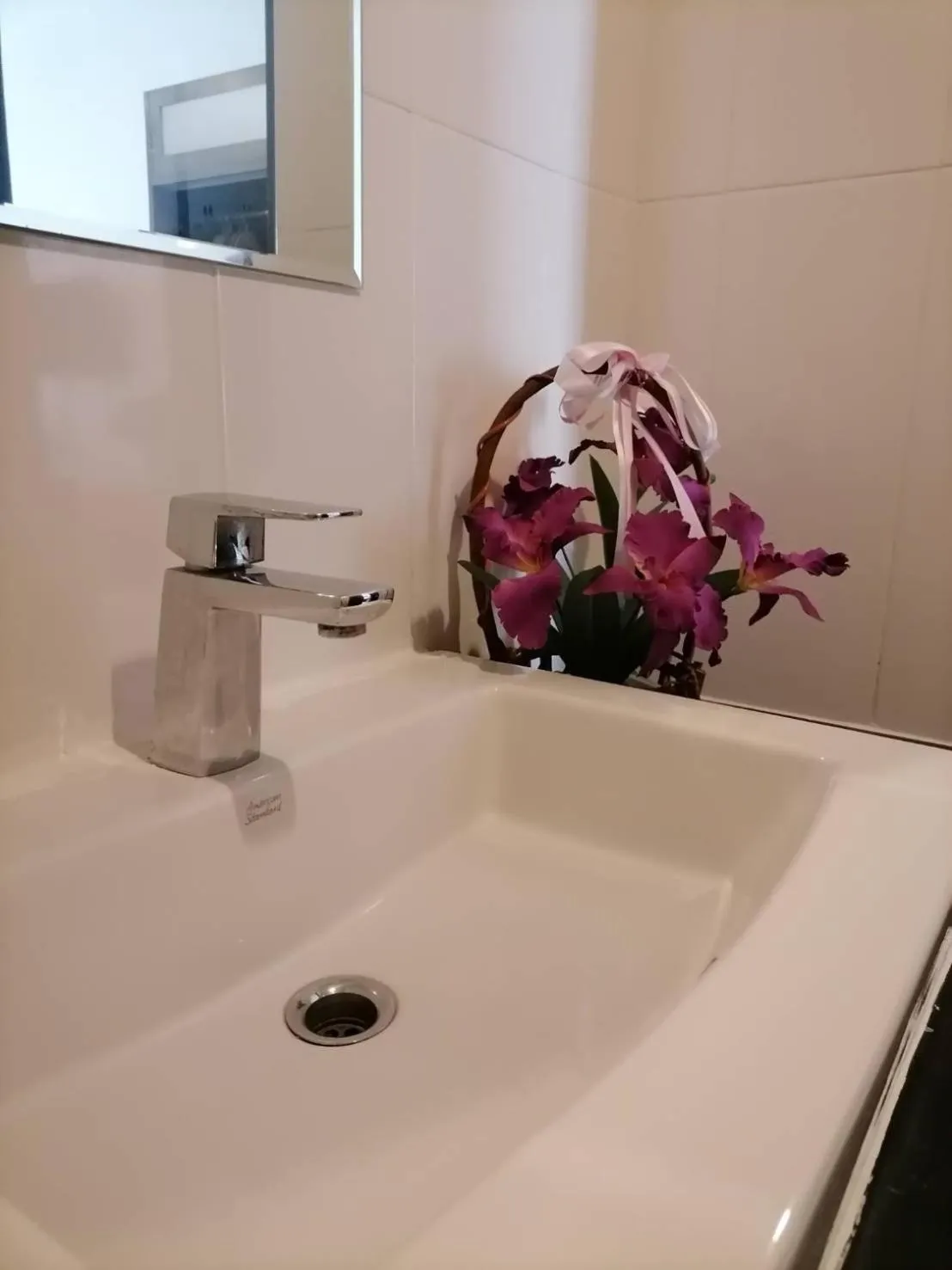 Bathroom in NJ PATONG HOTEL