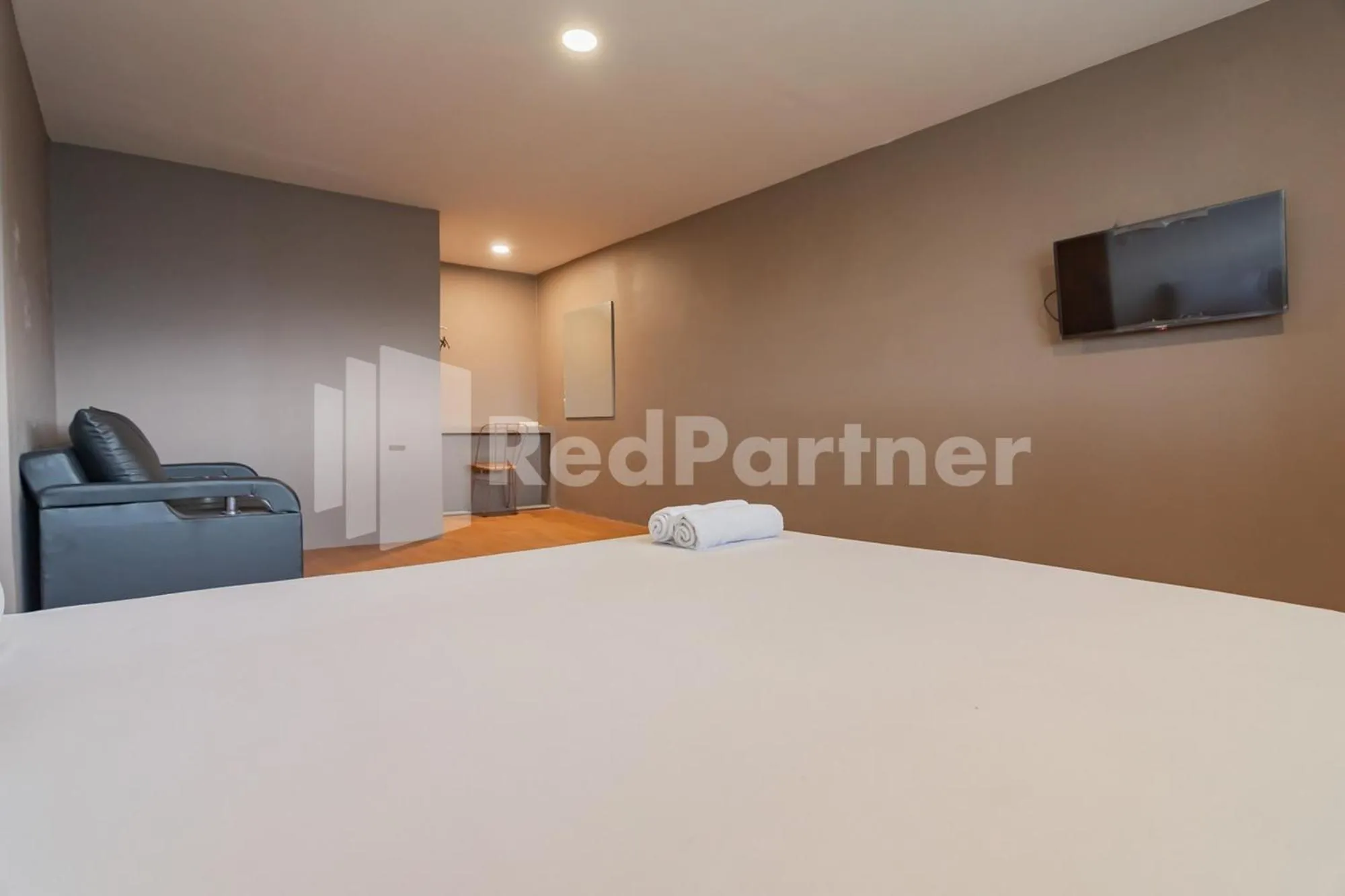 Bed in D'Valley View Lembang Mitra RedDoorz