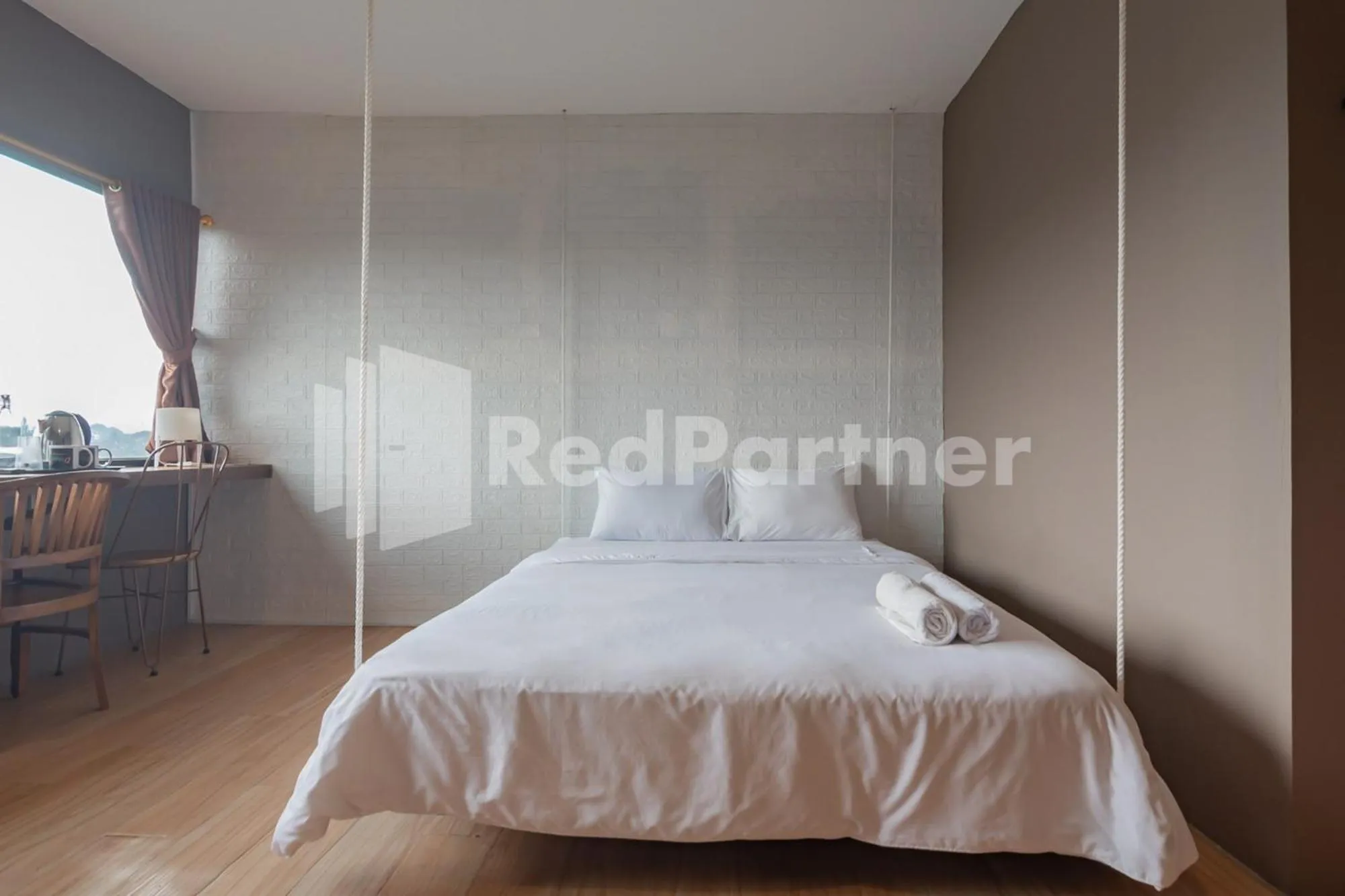 Bed in D'Valley View Lembang Mitra RedDoorz