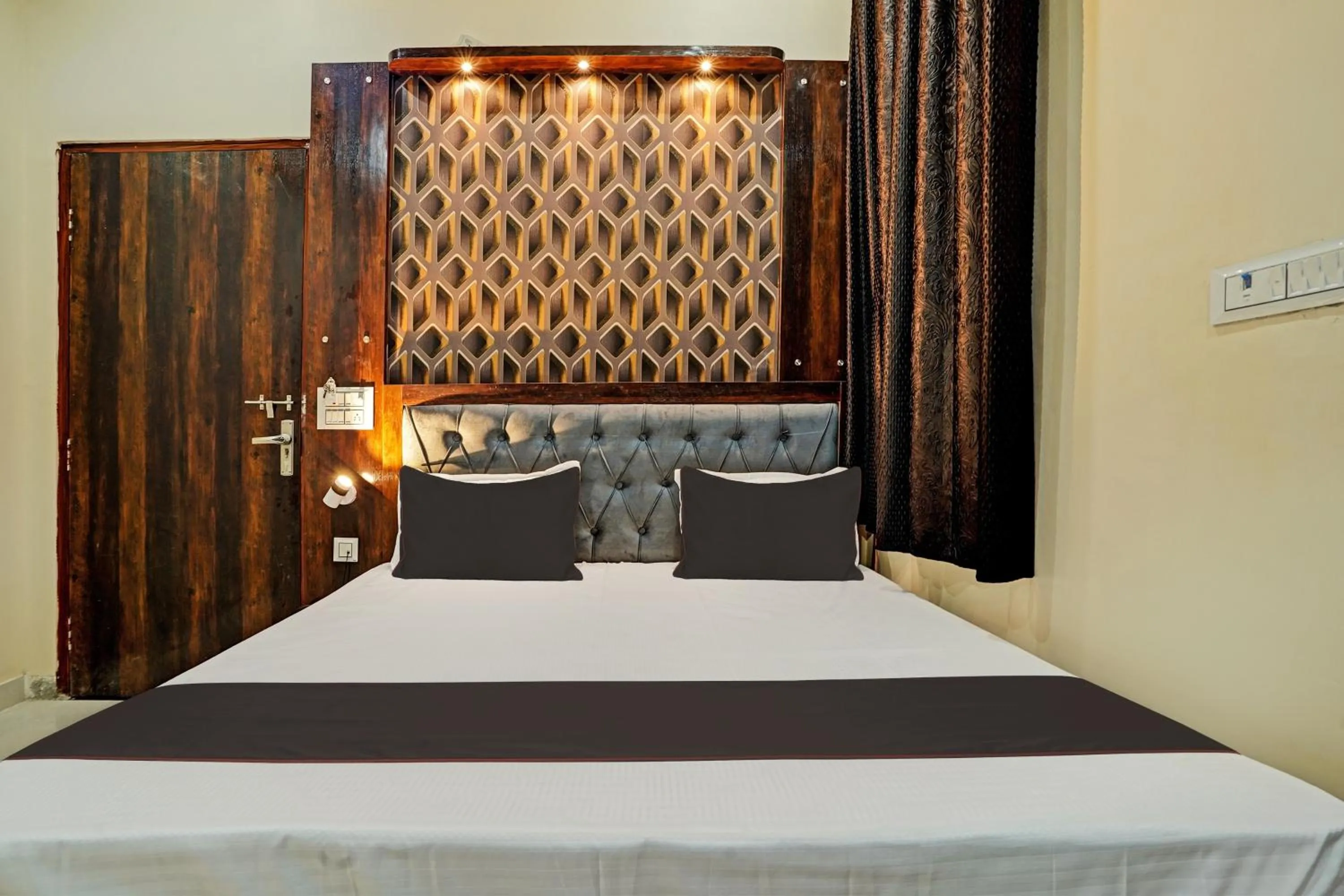 Bedroom, Bed in Hotel O SR HOTEL