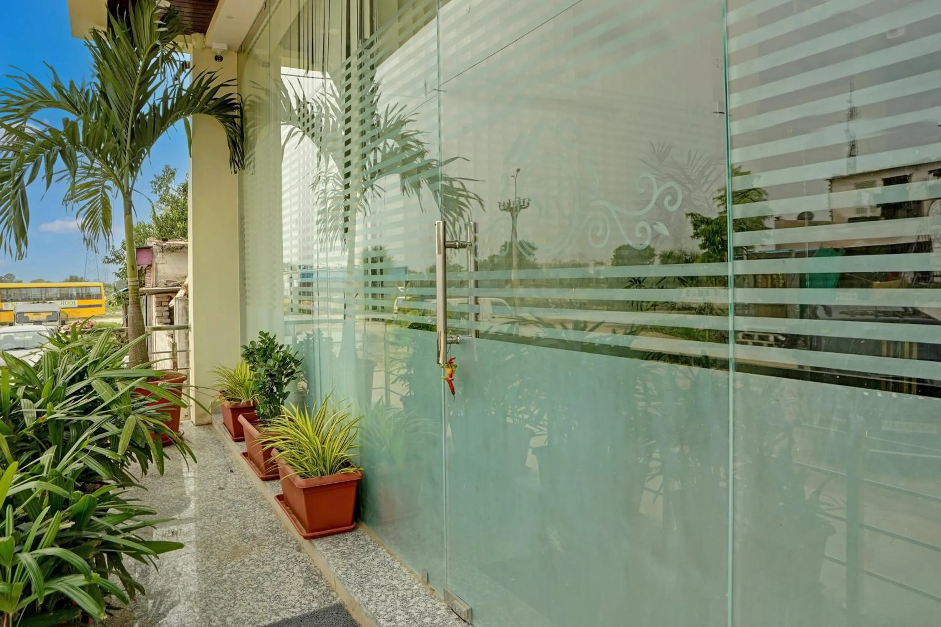 Facade/entrance in Hotel O SR HOTEL