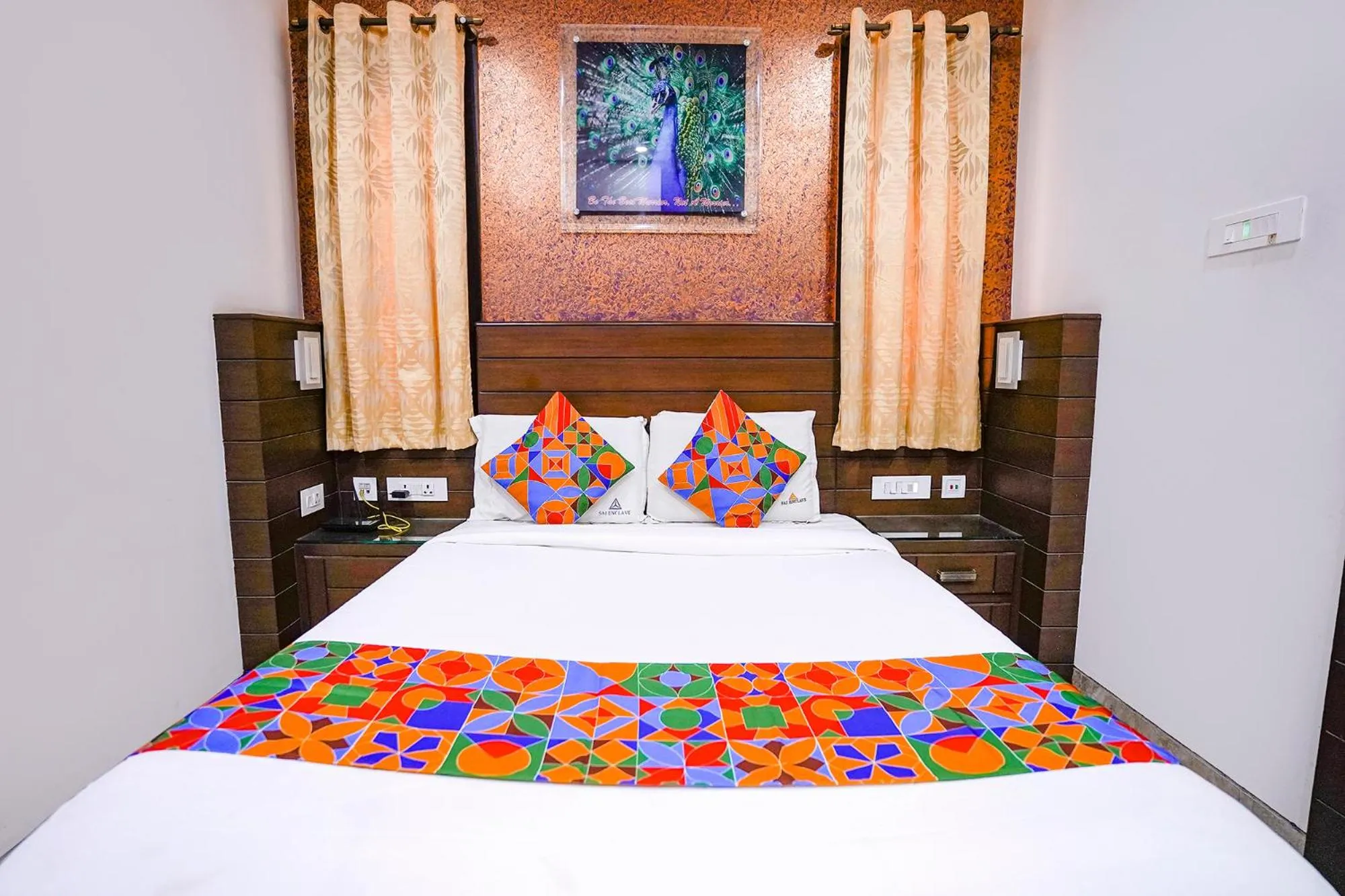 Bedroom, Bed in FabHotel Sai Residency - Nr Rela Hospital, Chromepet