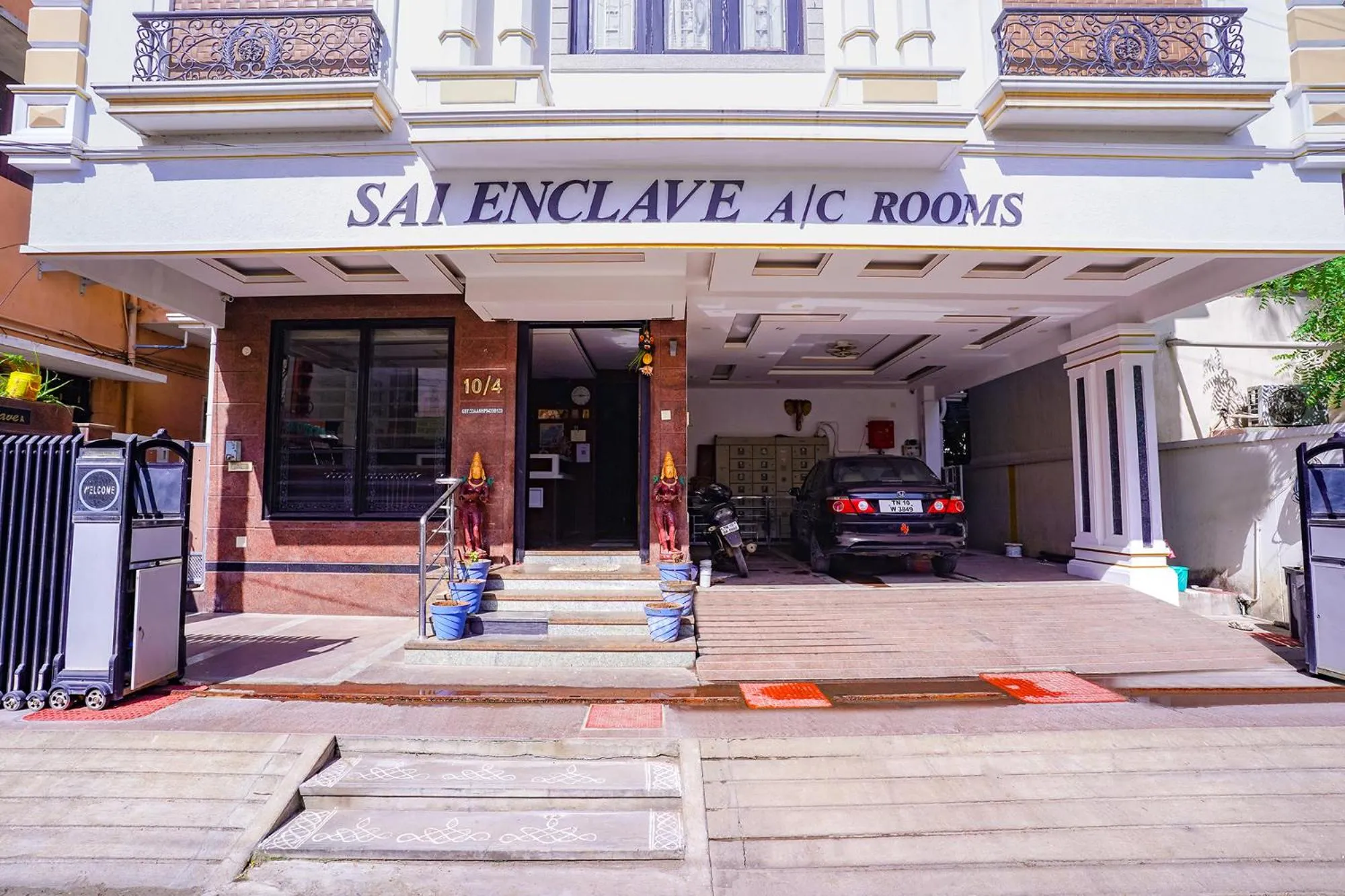 Facade/entrance in FabHotel Sai Residency - Nr Rela Hospital, Chromepet