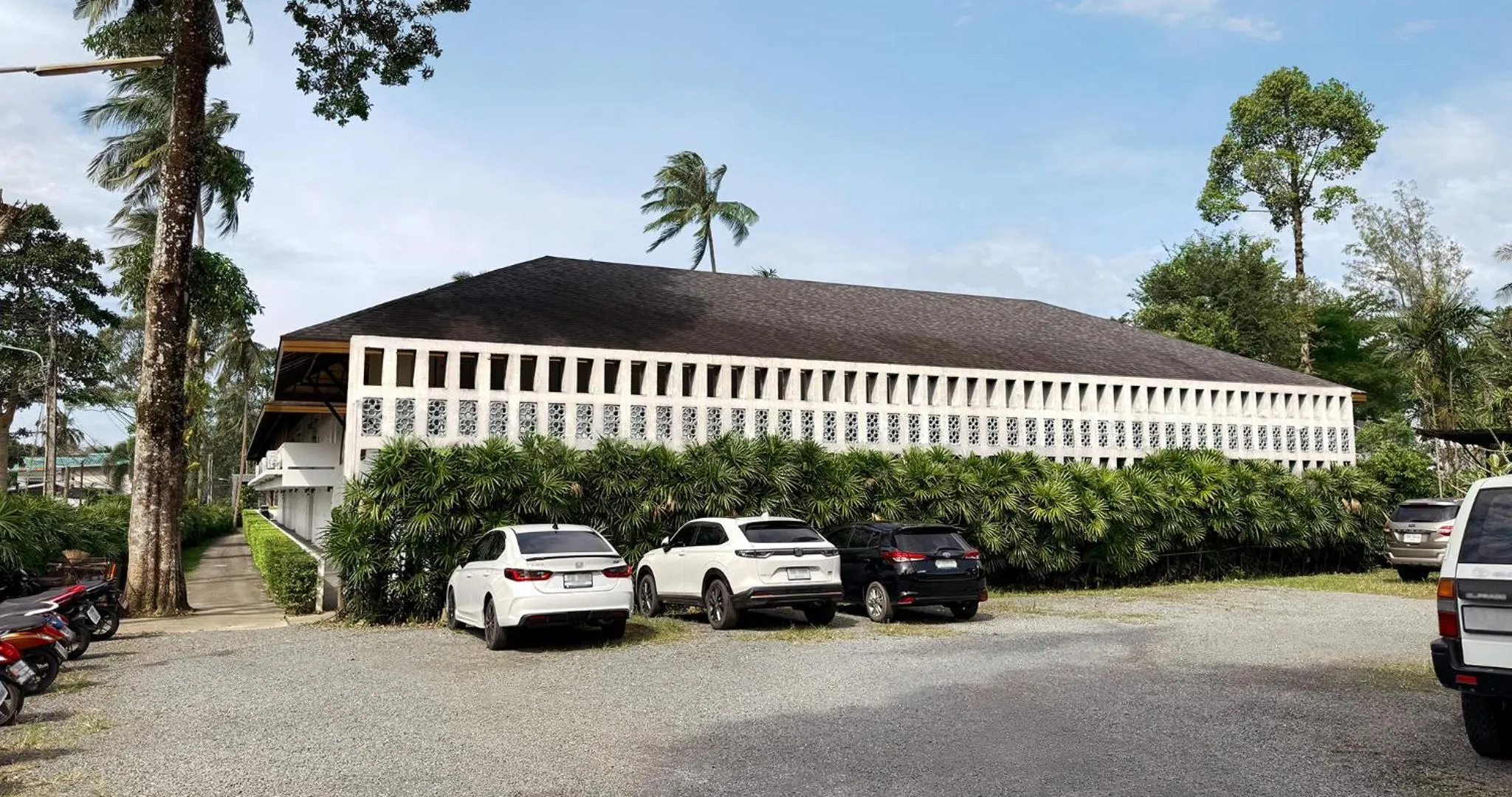 Parking in Awa Resort Koh Chang