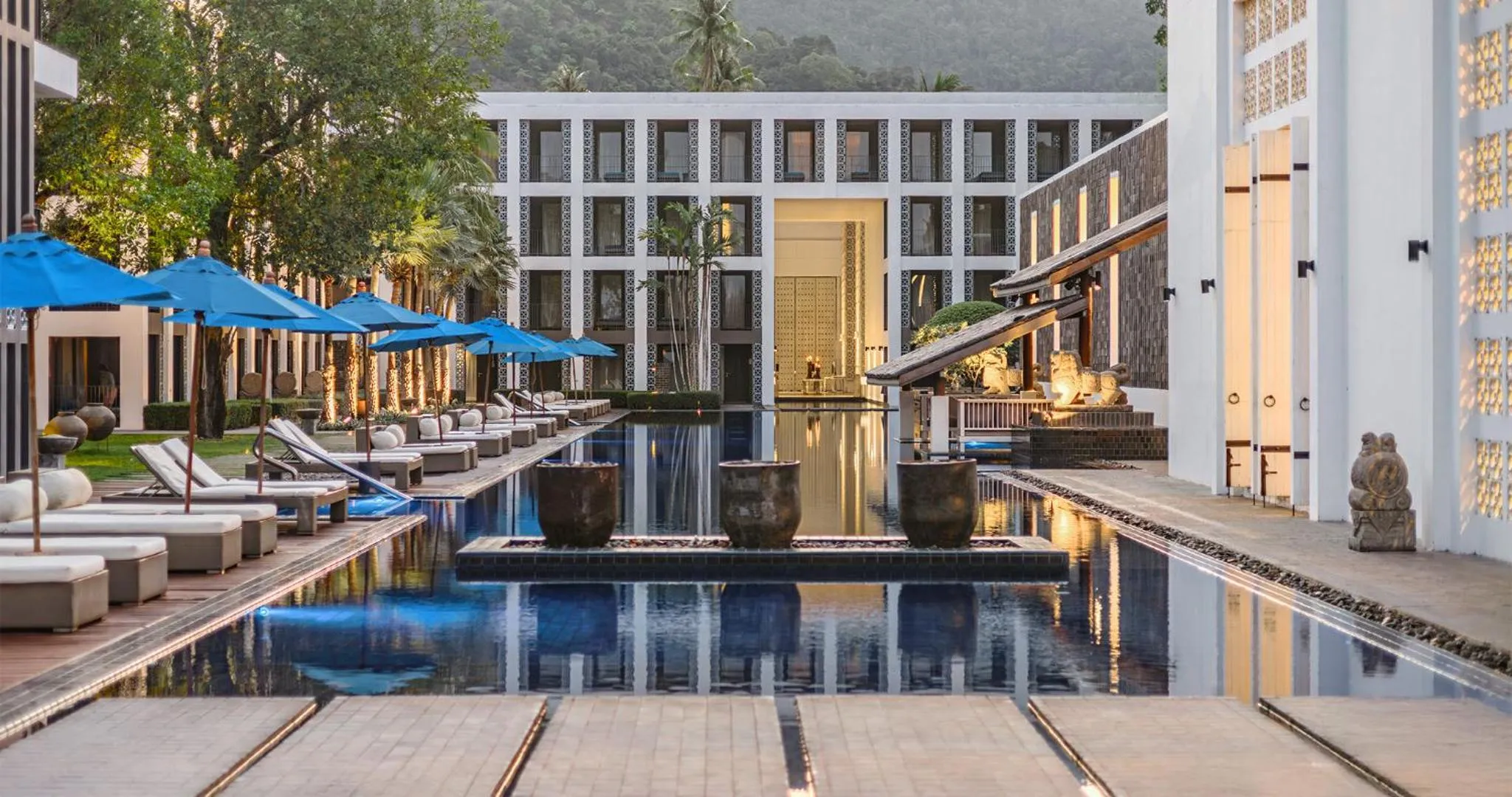 Swimming pool in Awa Resort Koh Chang
