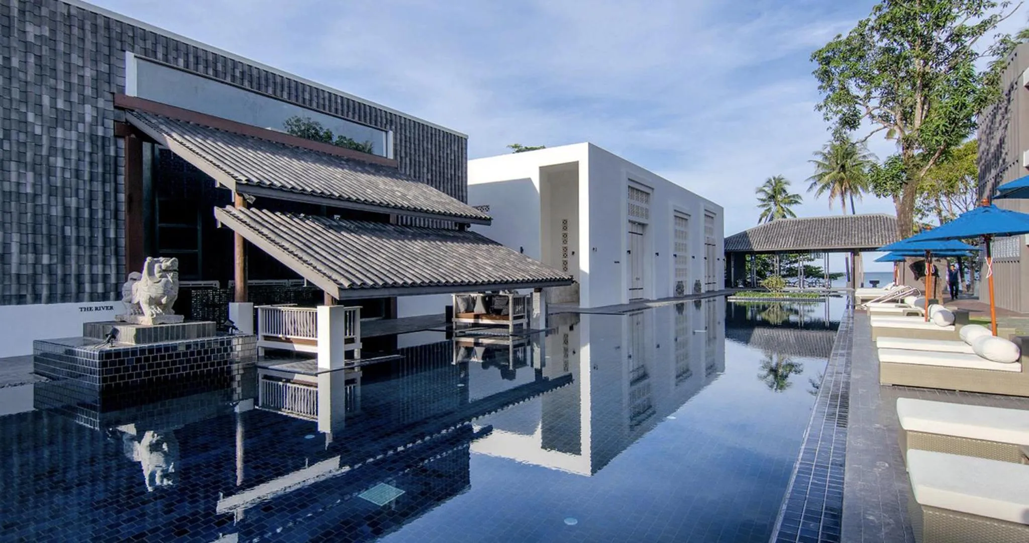 Swimming pool in Awa Resort Koh Chang
