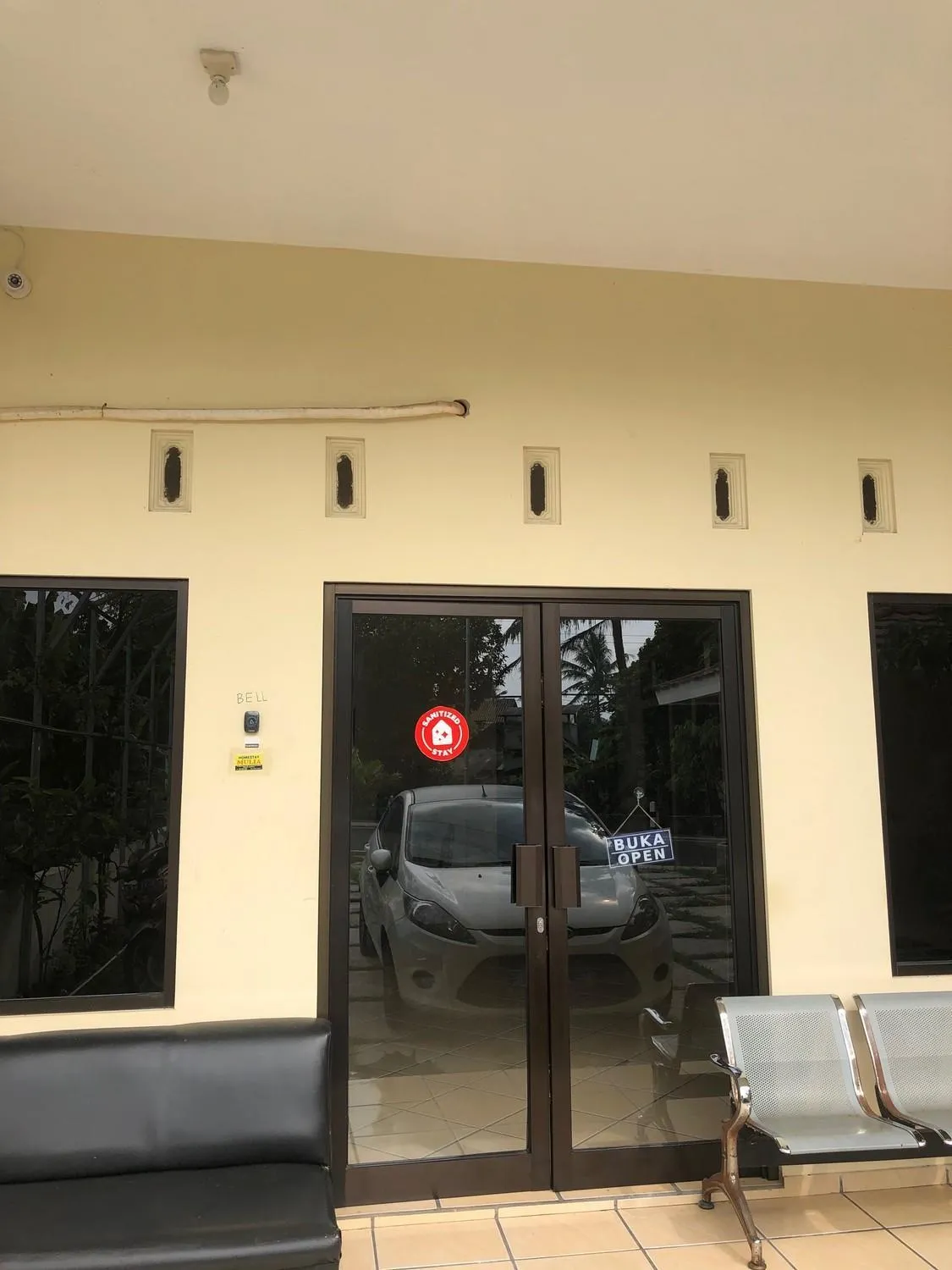 Facade/entrance in Homestay Mulia Syariah Borobudur Magelang Mitra RedDoorz
