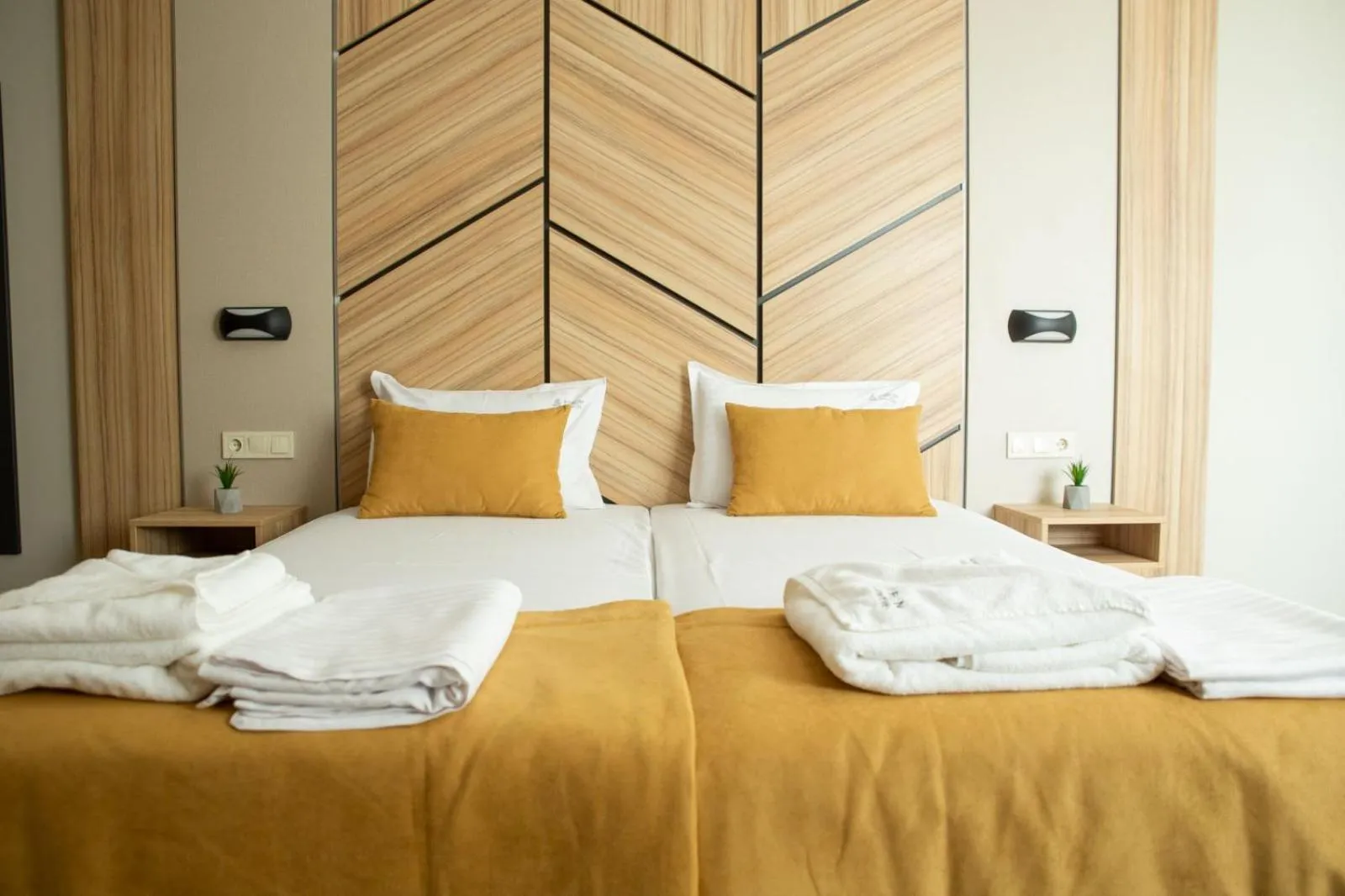 Bed in Hotel Forum City